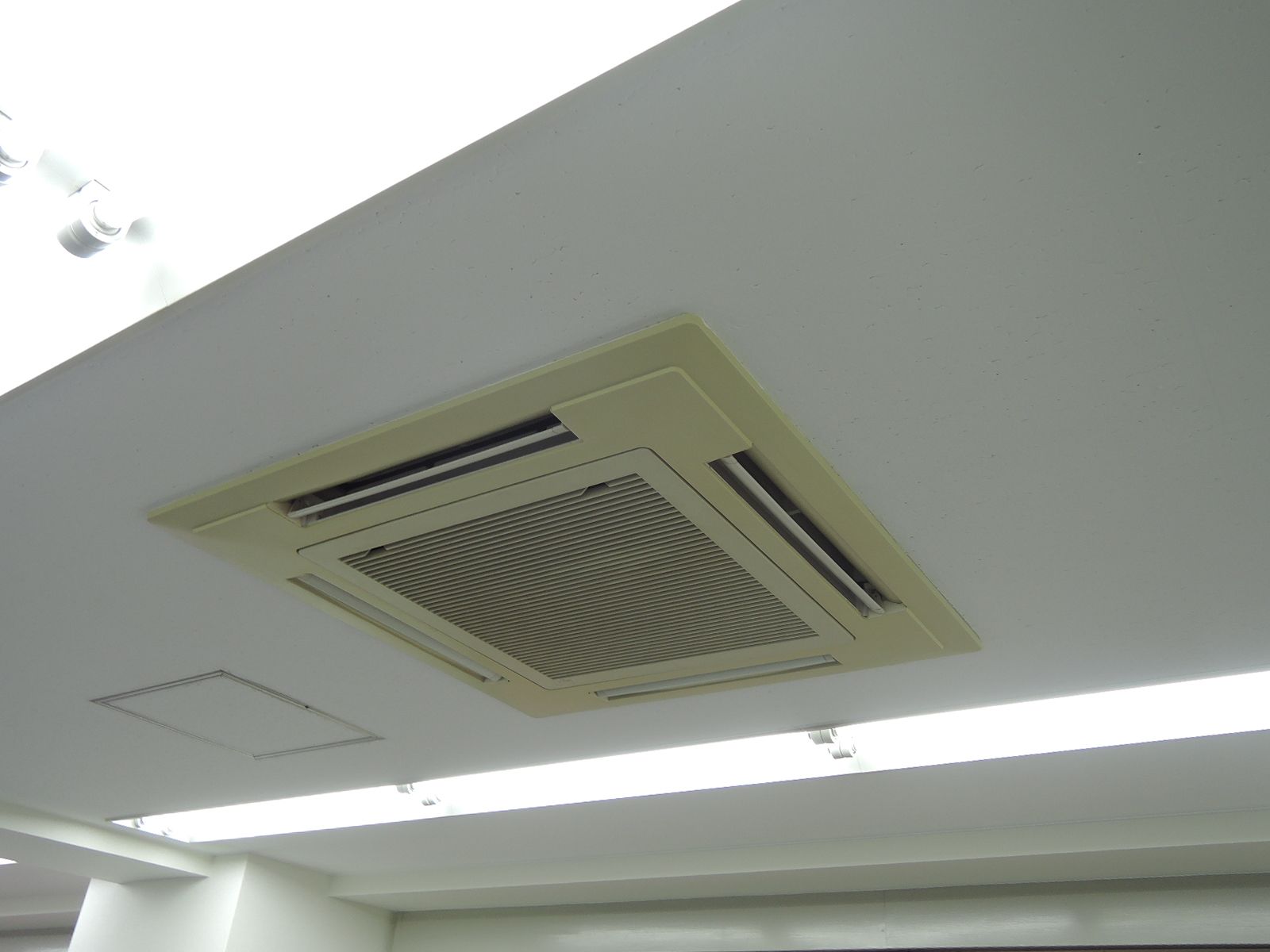 空調