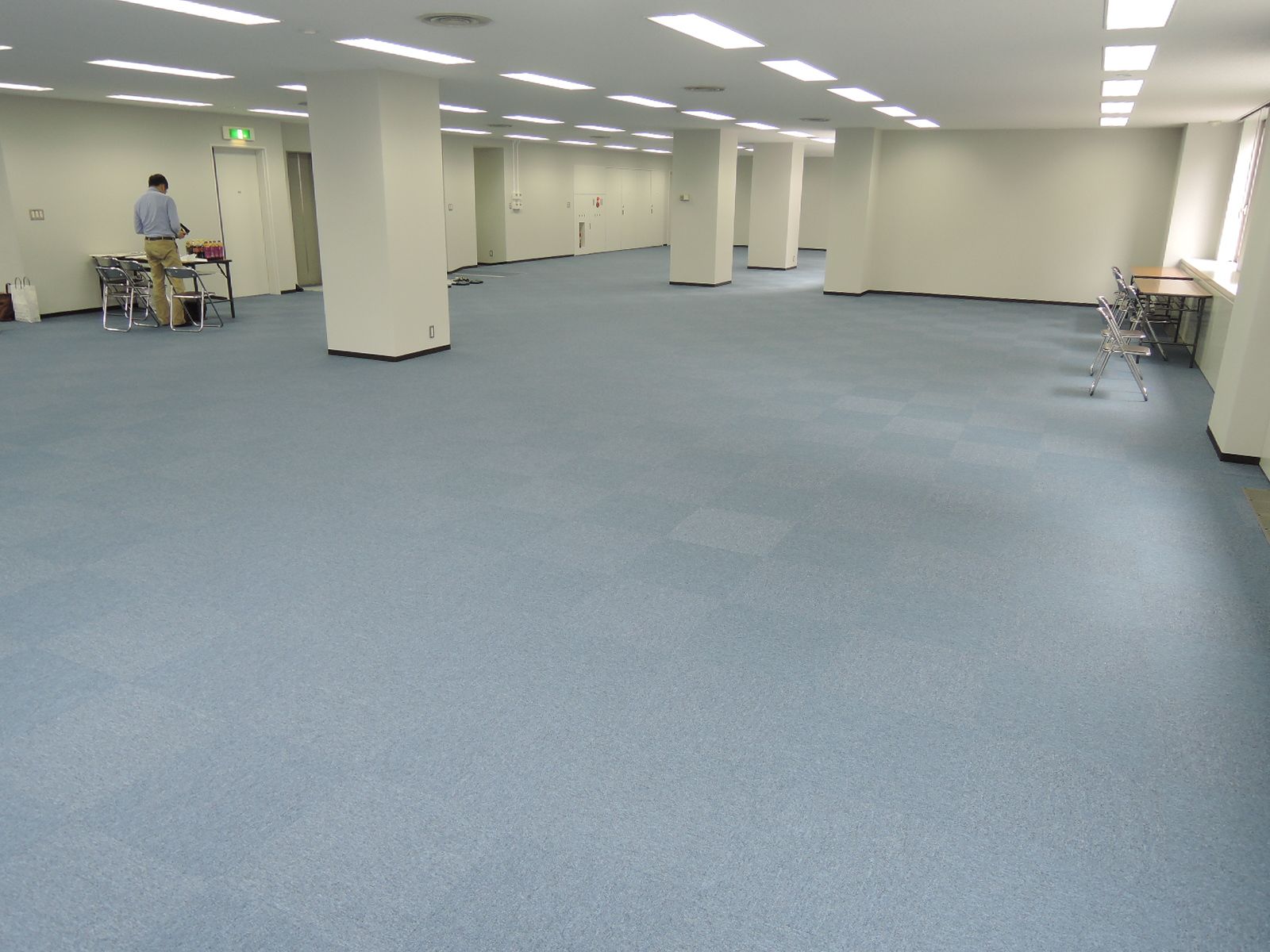 オフィス室内参考画像