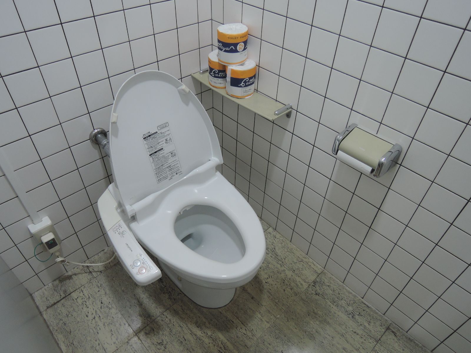 男女別トイレ個室