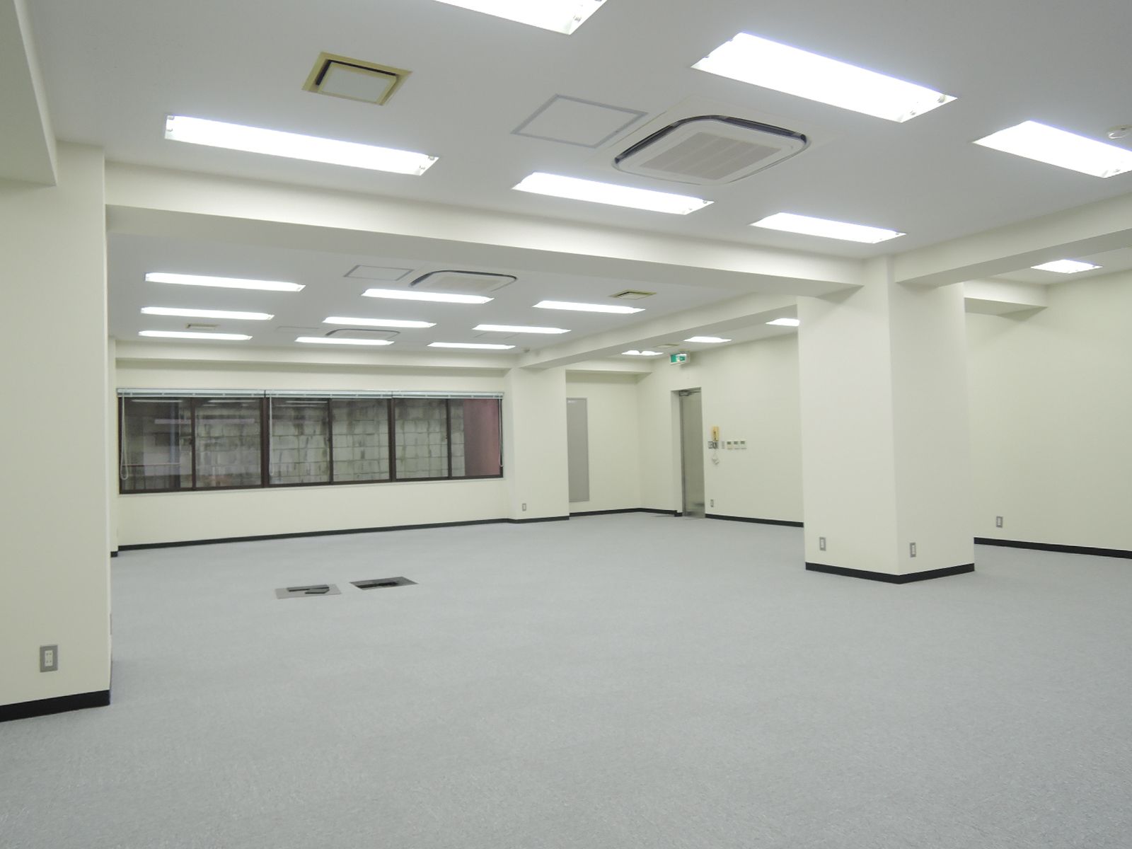オフィス室内参考画像（1階・約62坪）