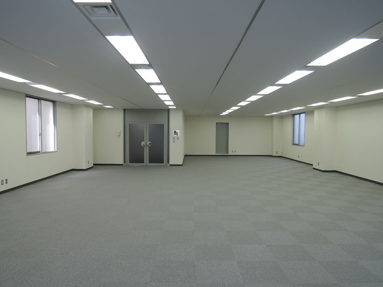 貸室別角度からの様子