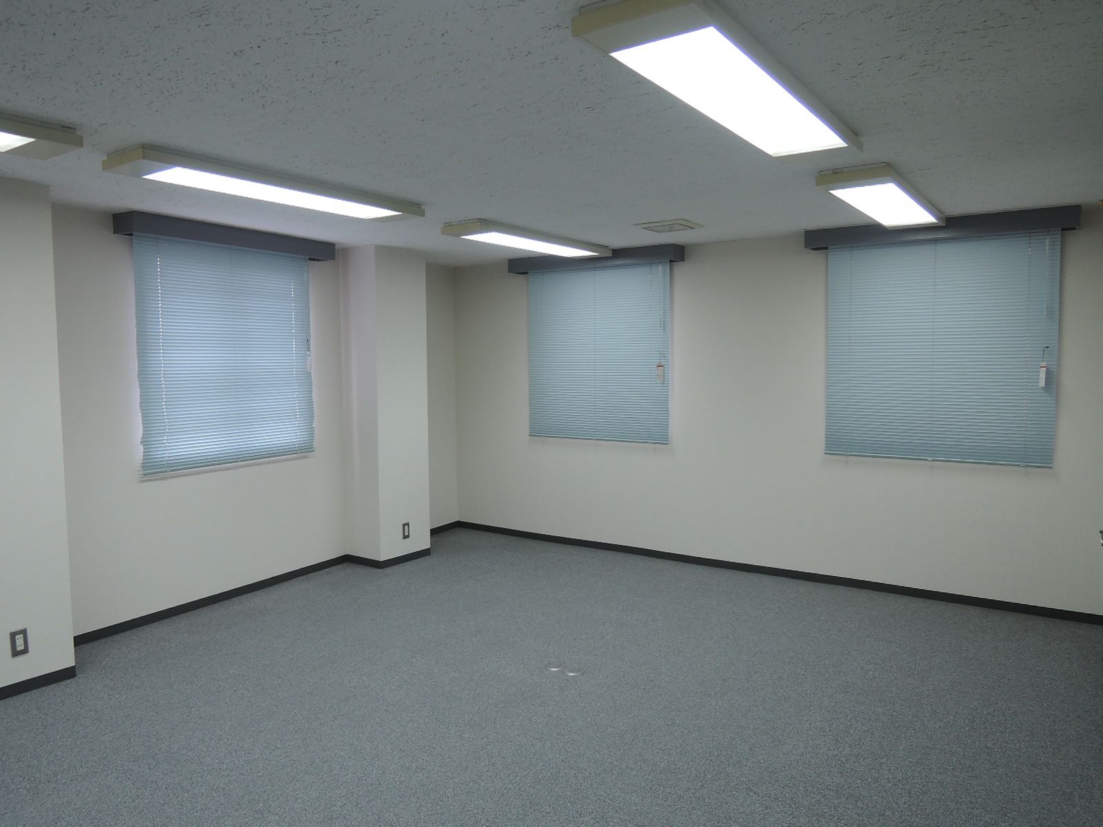 ワンフロアはコンパクトな規模