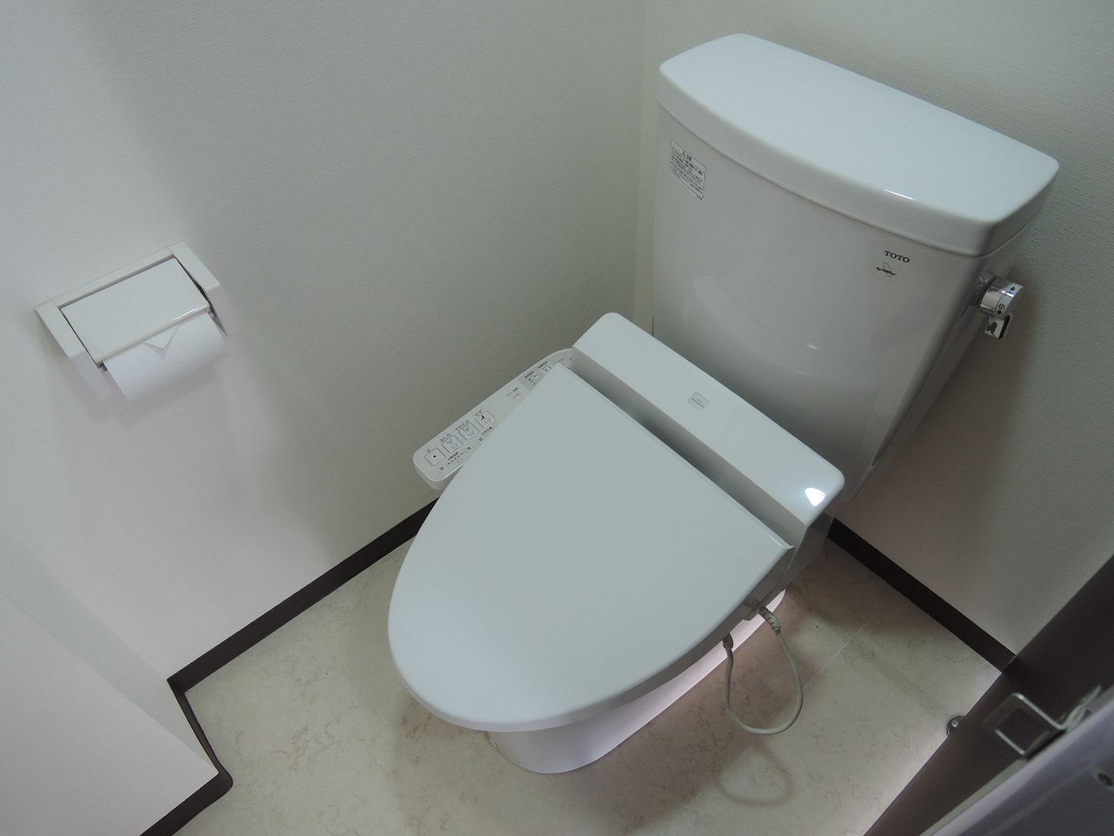 男女別トイレ個室