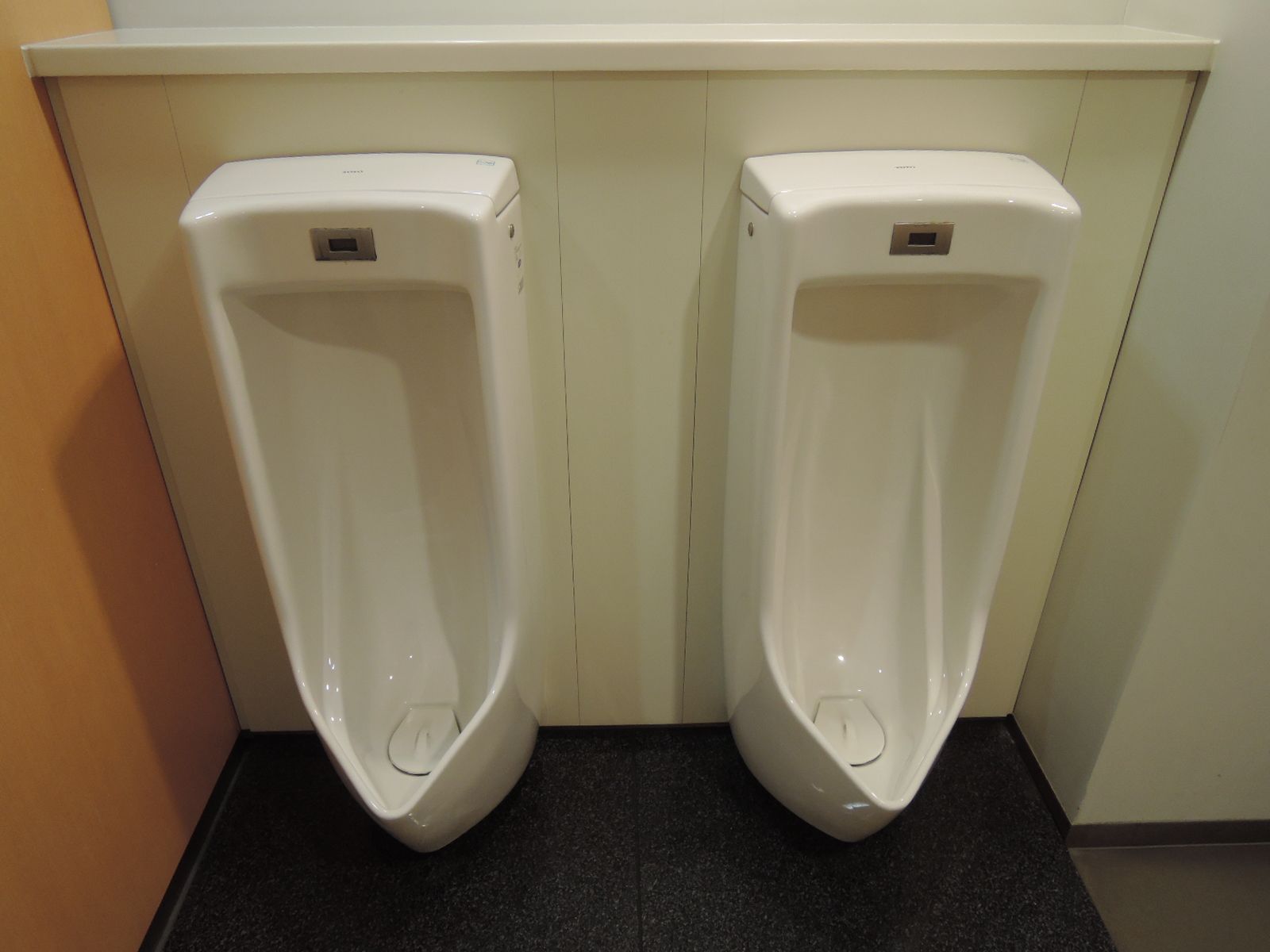 男性用お手洗い