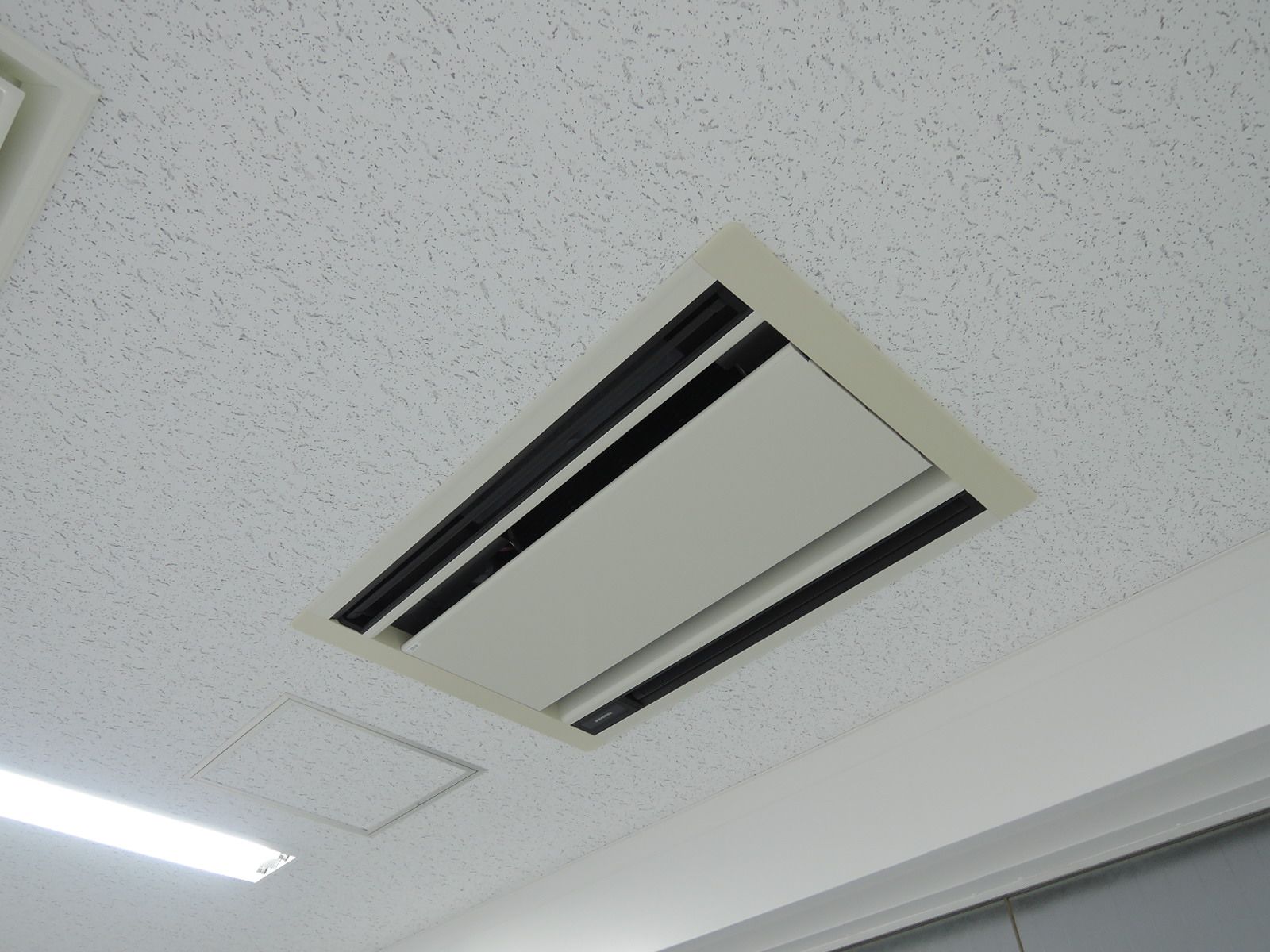 空調吹き出し口