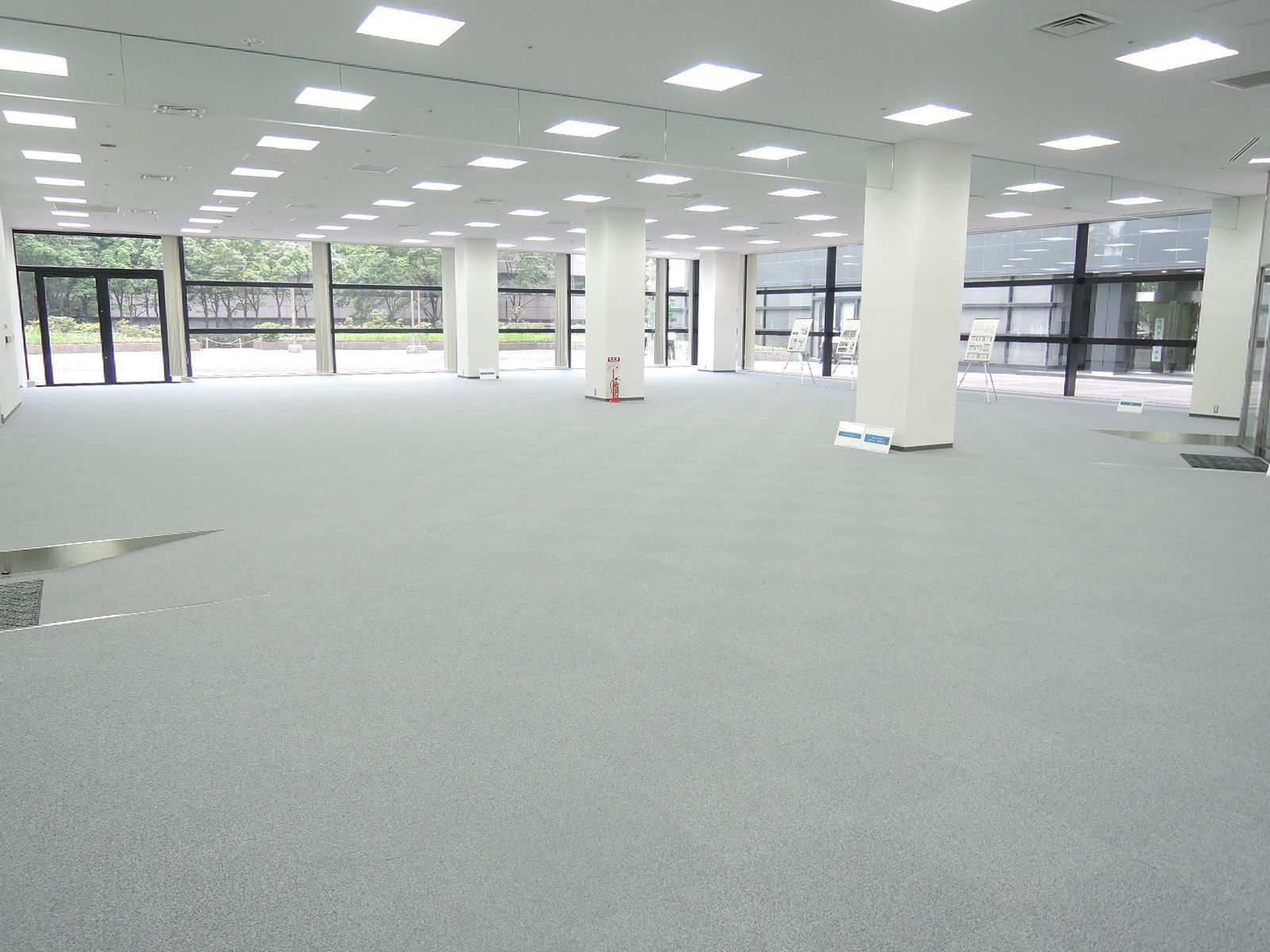 フロア全体の様子