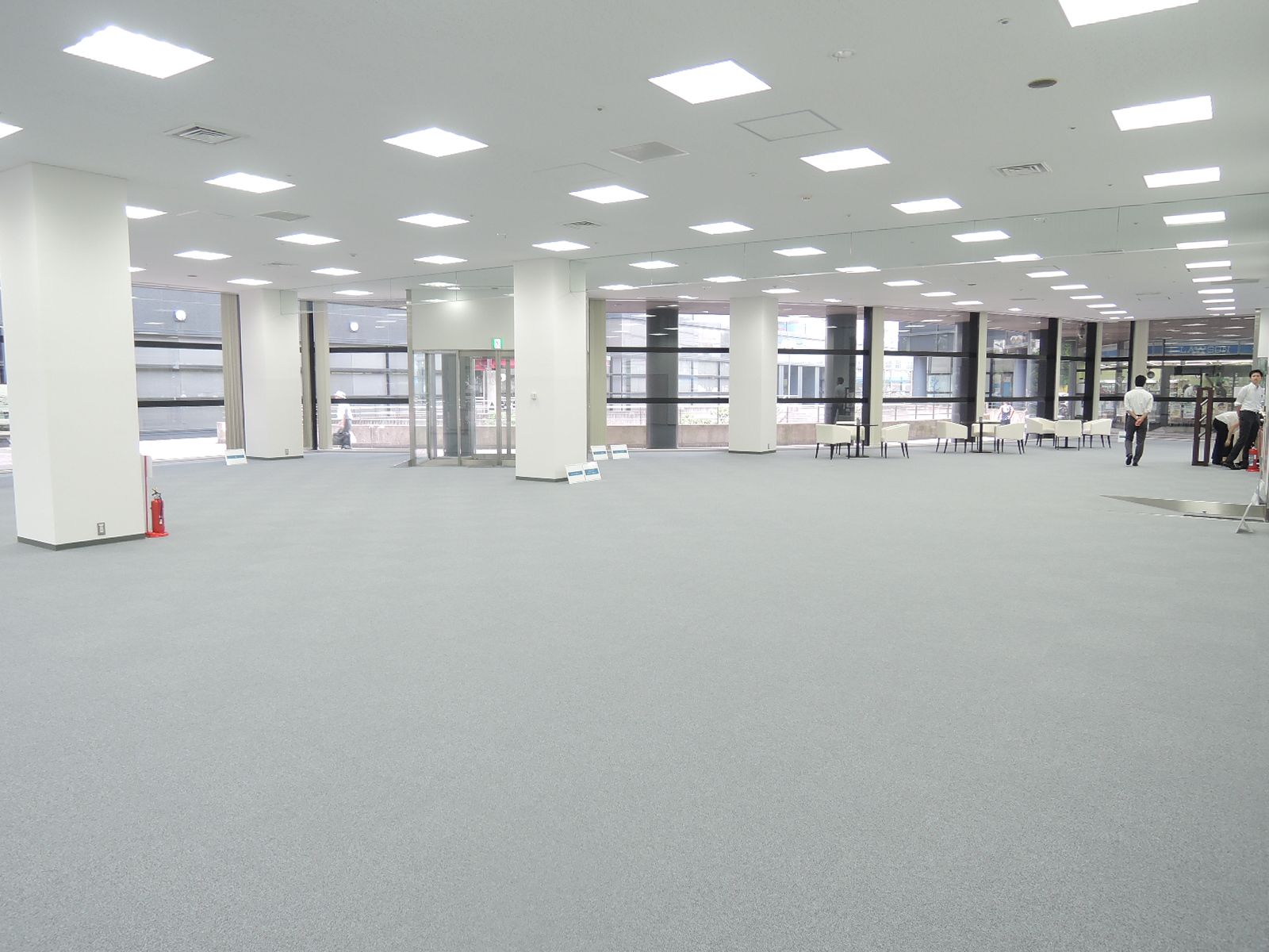 広々としたフロア
