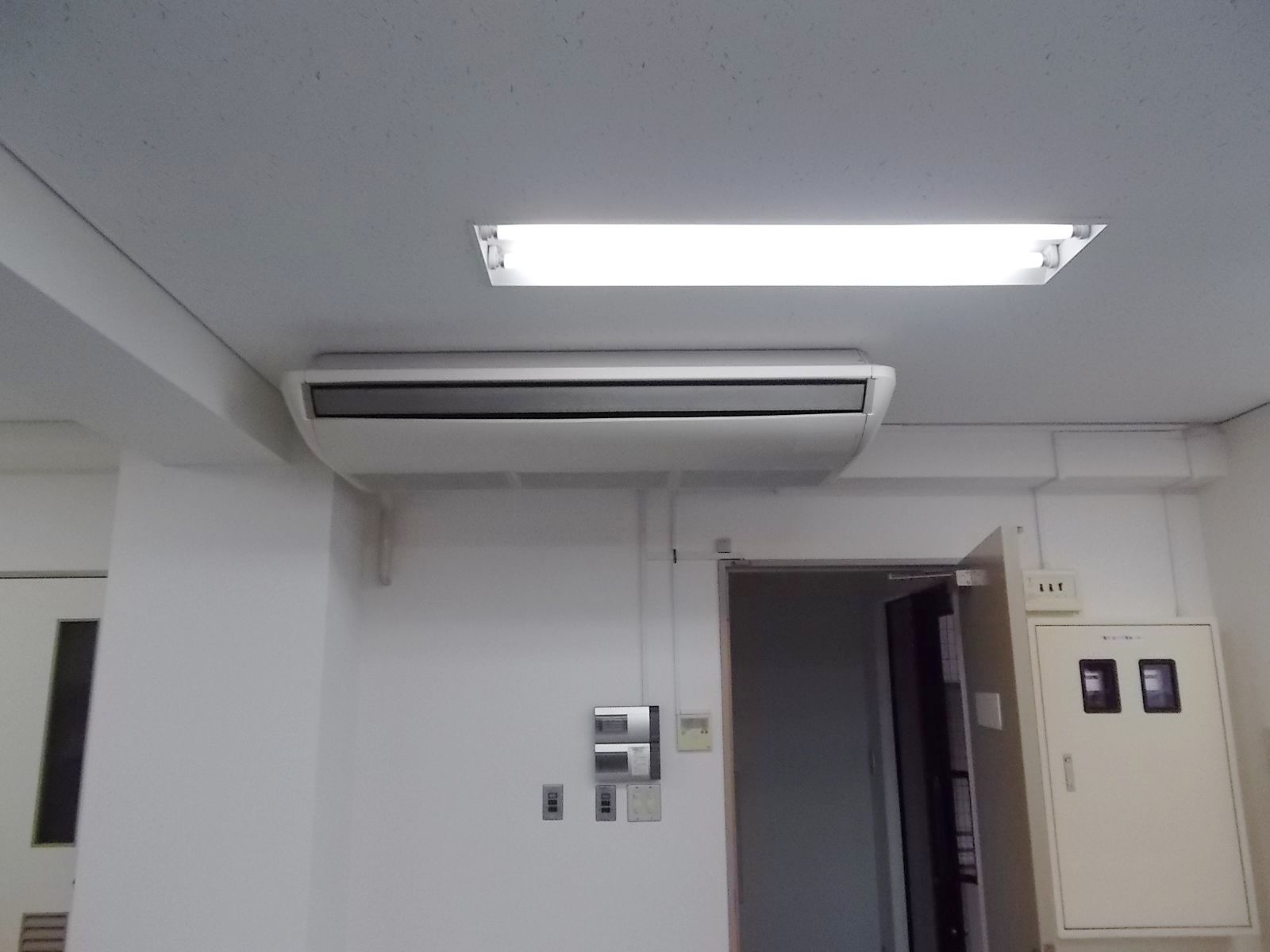 エアコン