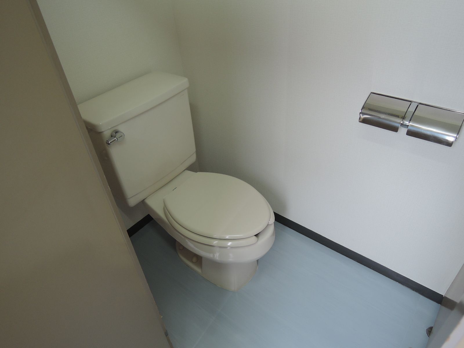 トイレ個室