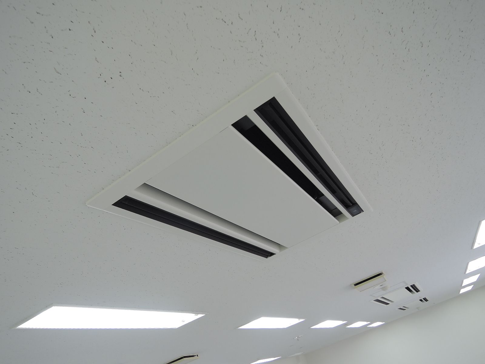 空調