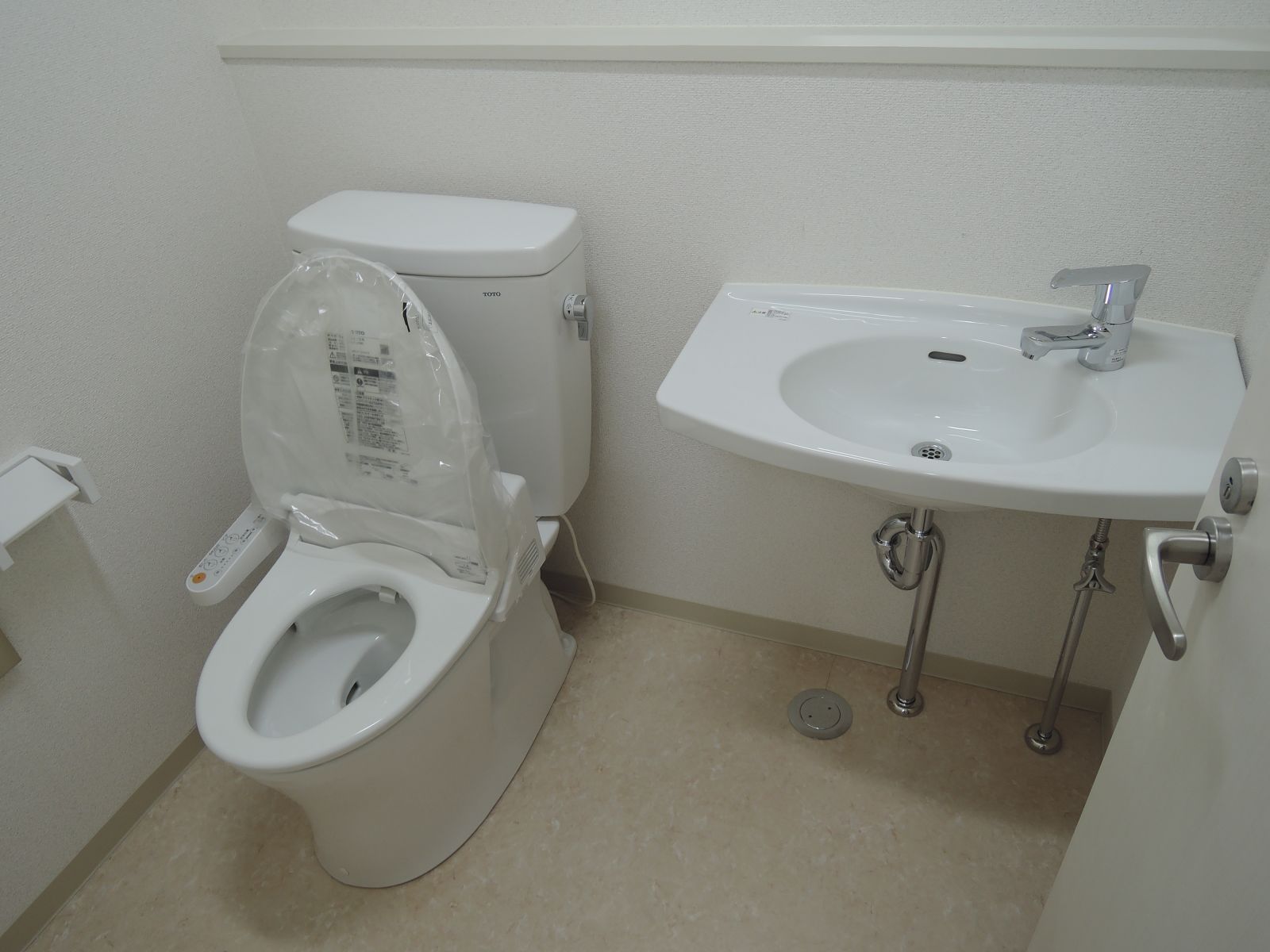洗面台・トイレ個室