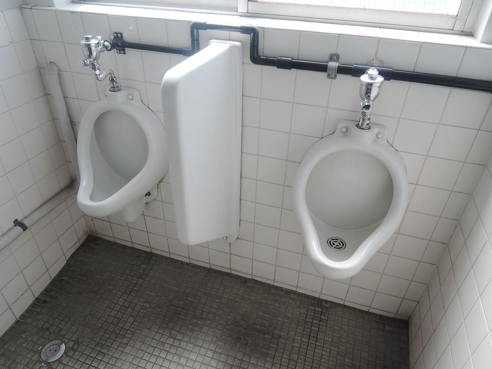 男性用トイレ
