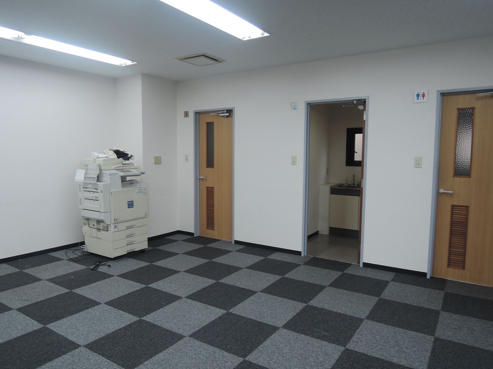 トイレは男女別
