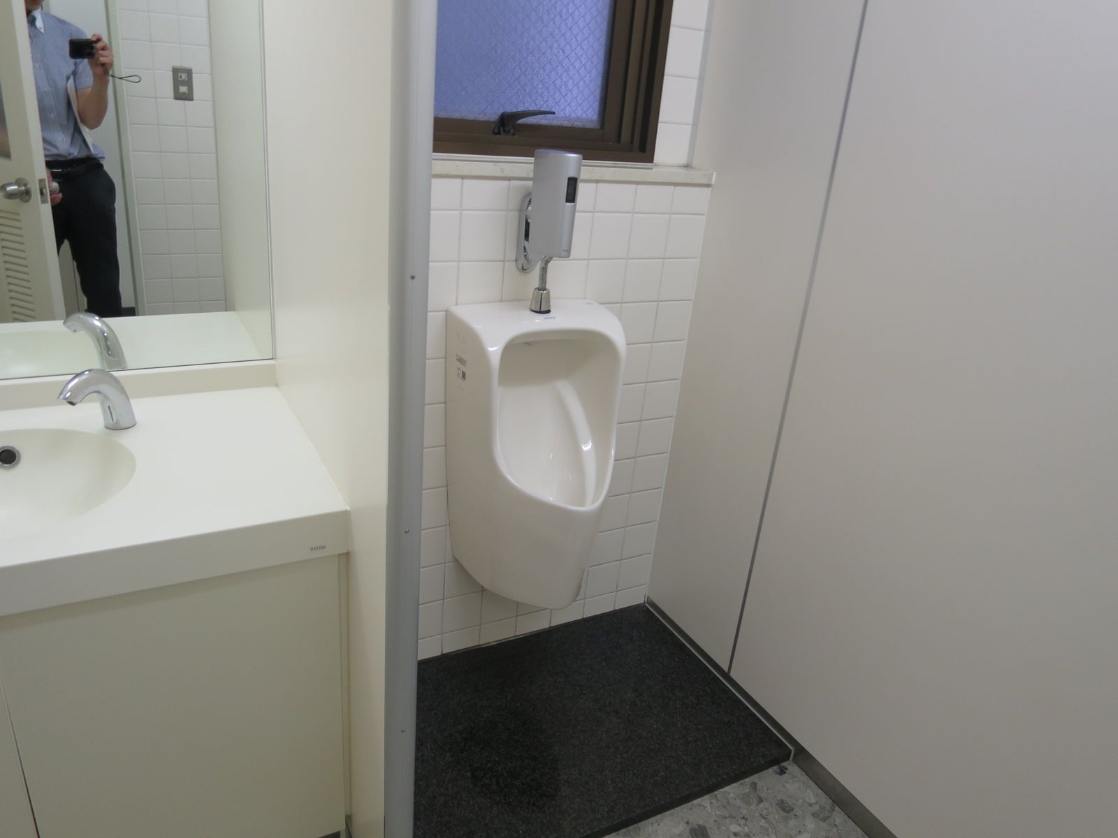 男性用トイレ