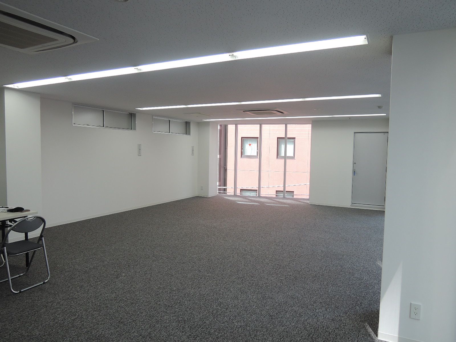 オフィス室内参考画像（3階）