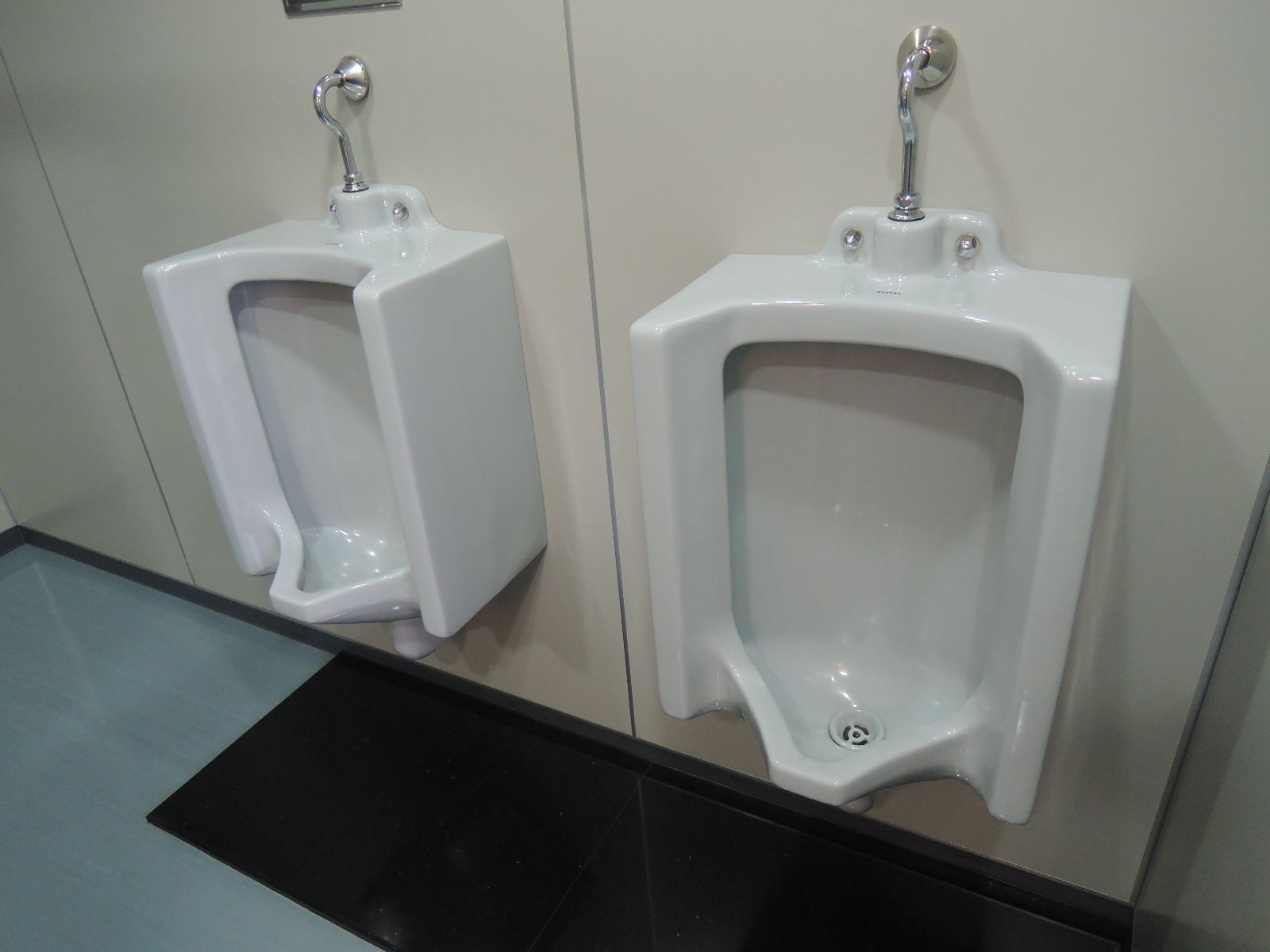 男性用お手洗い