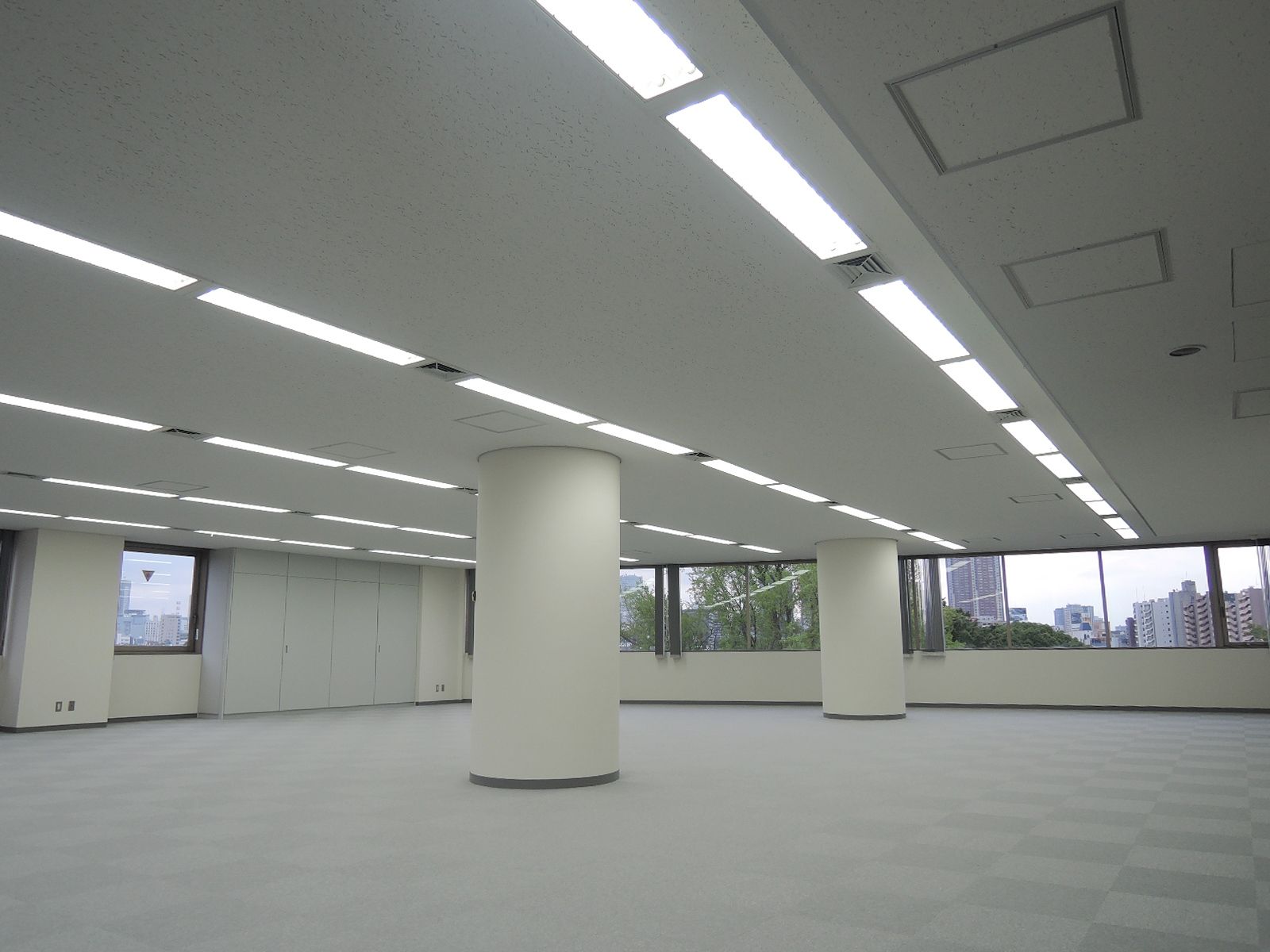 オフィス室内参考画像