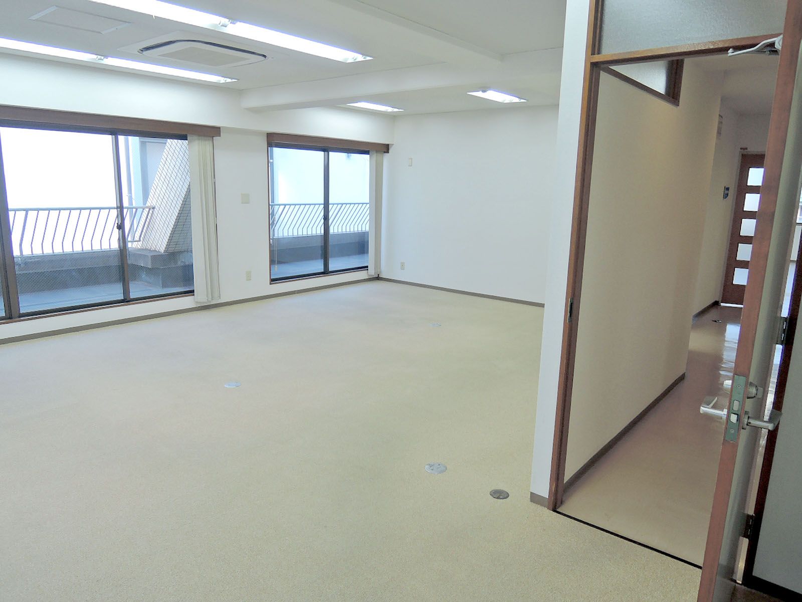 3階オフィスの様子（B室)