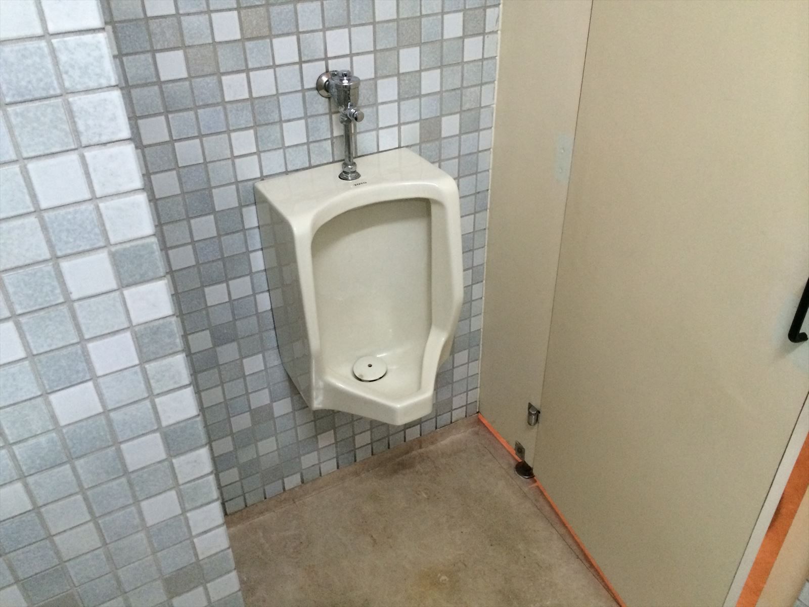 男性用トイレ