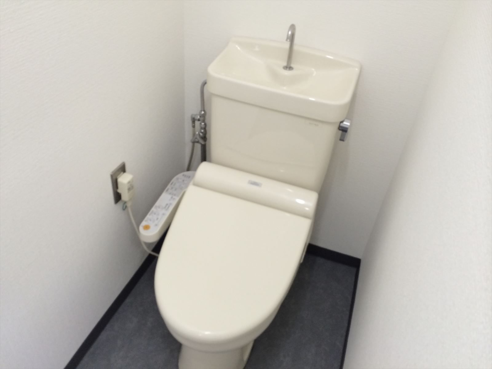 トイレ個室