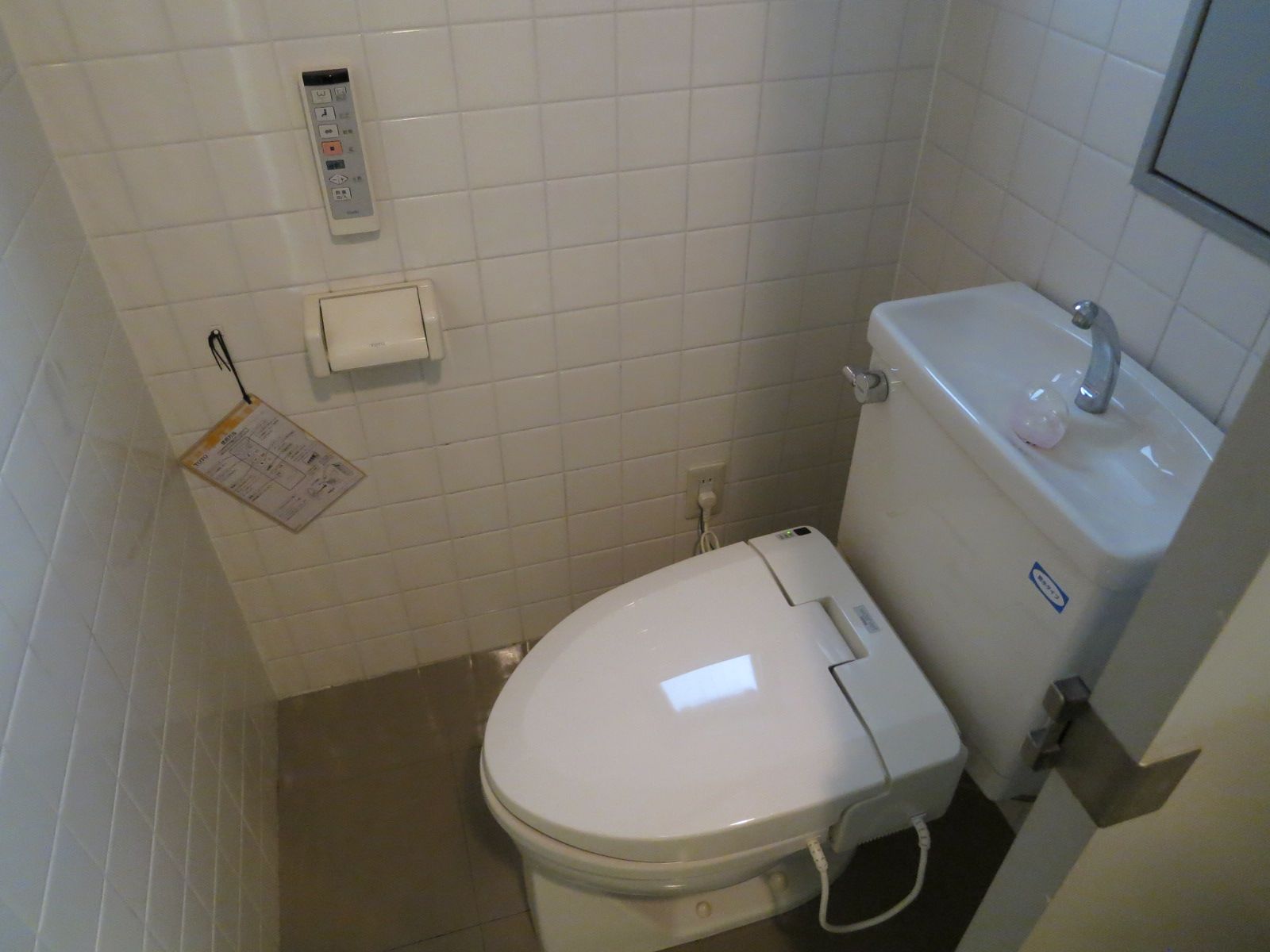 トイレ個室