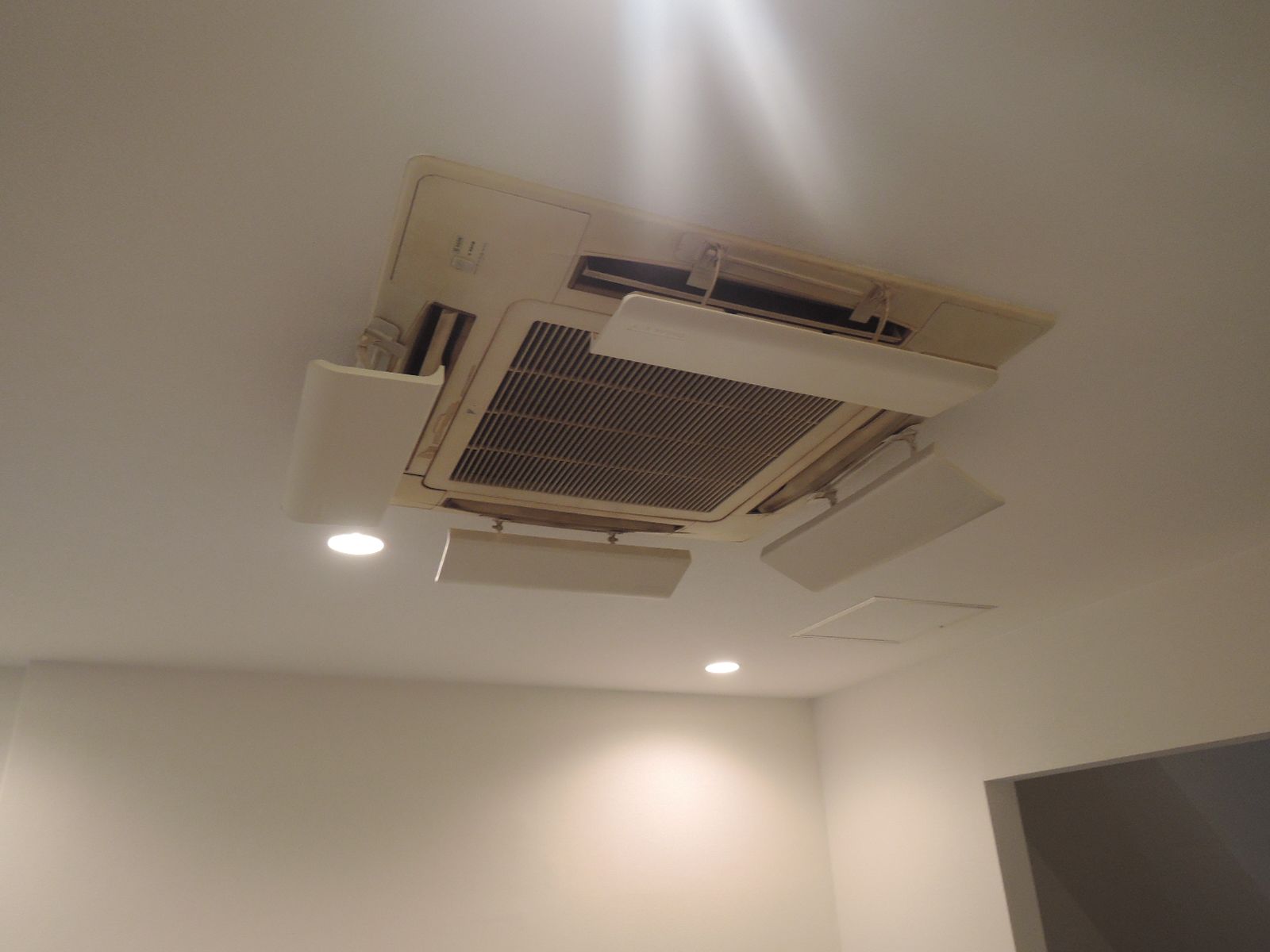 空調機器