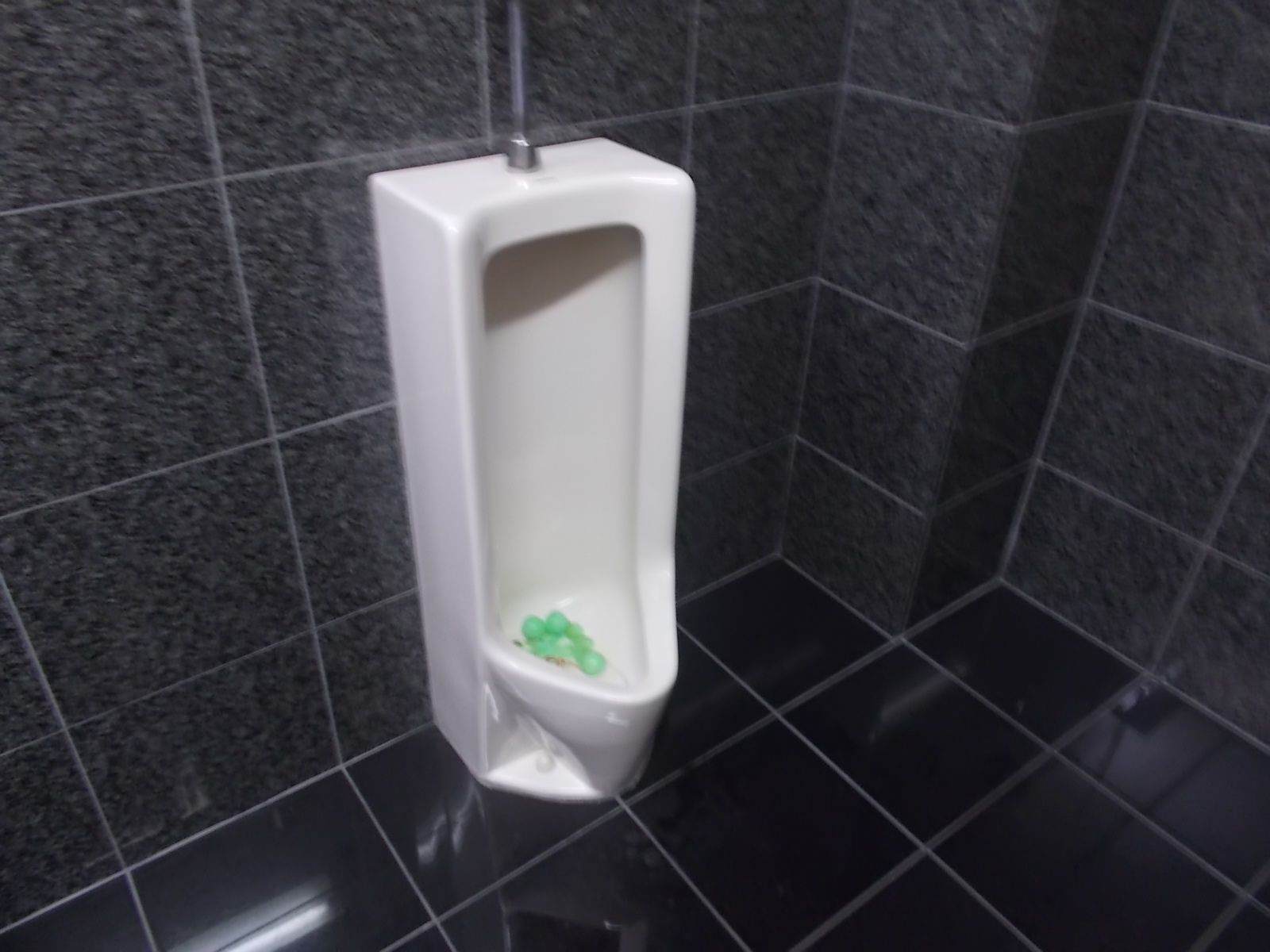 男性用トイレ