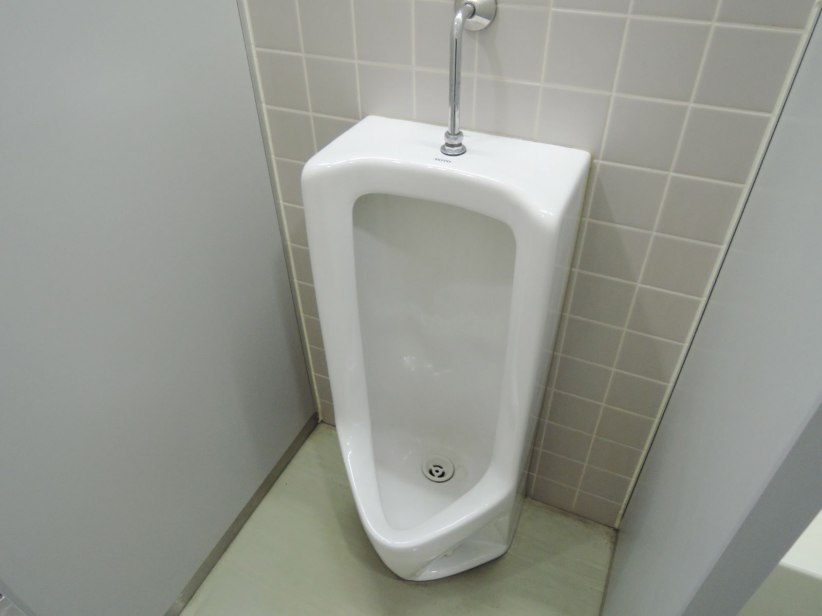 男性用トイレ
