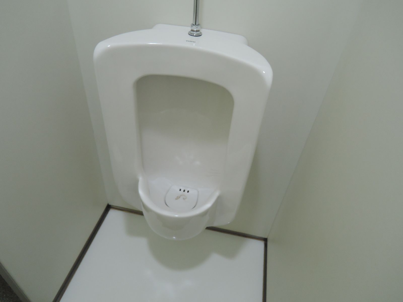 男性用トイレ