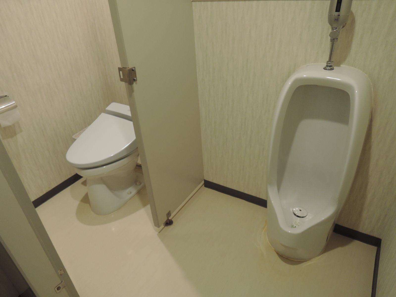 個室トイレ