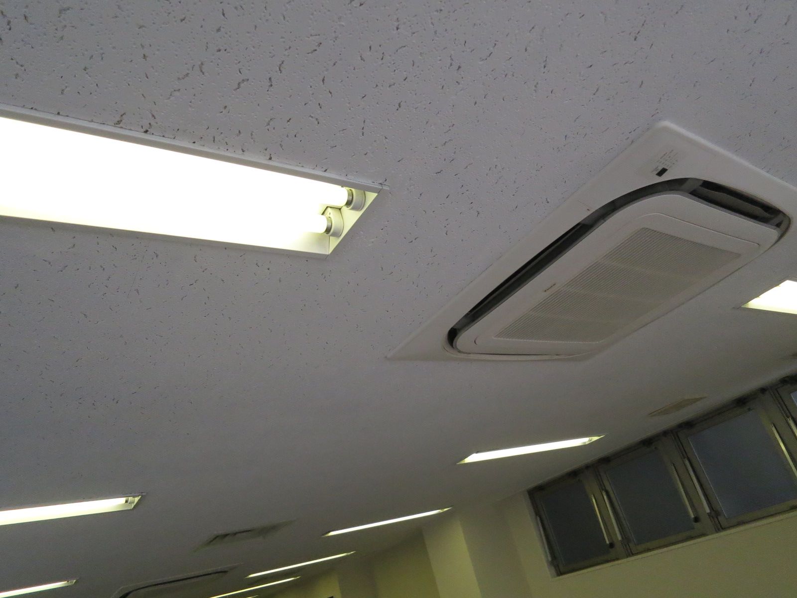 照明・個別空調