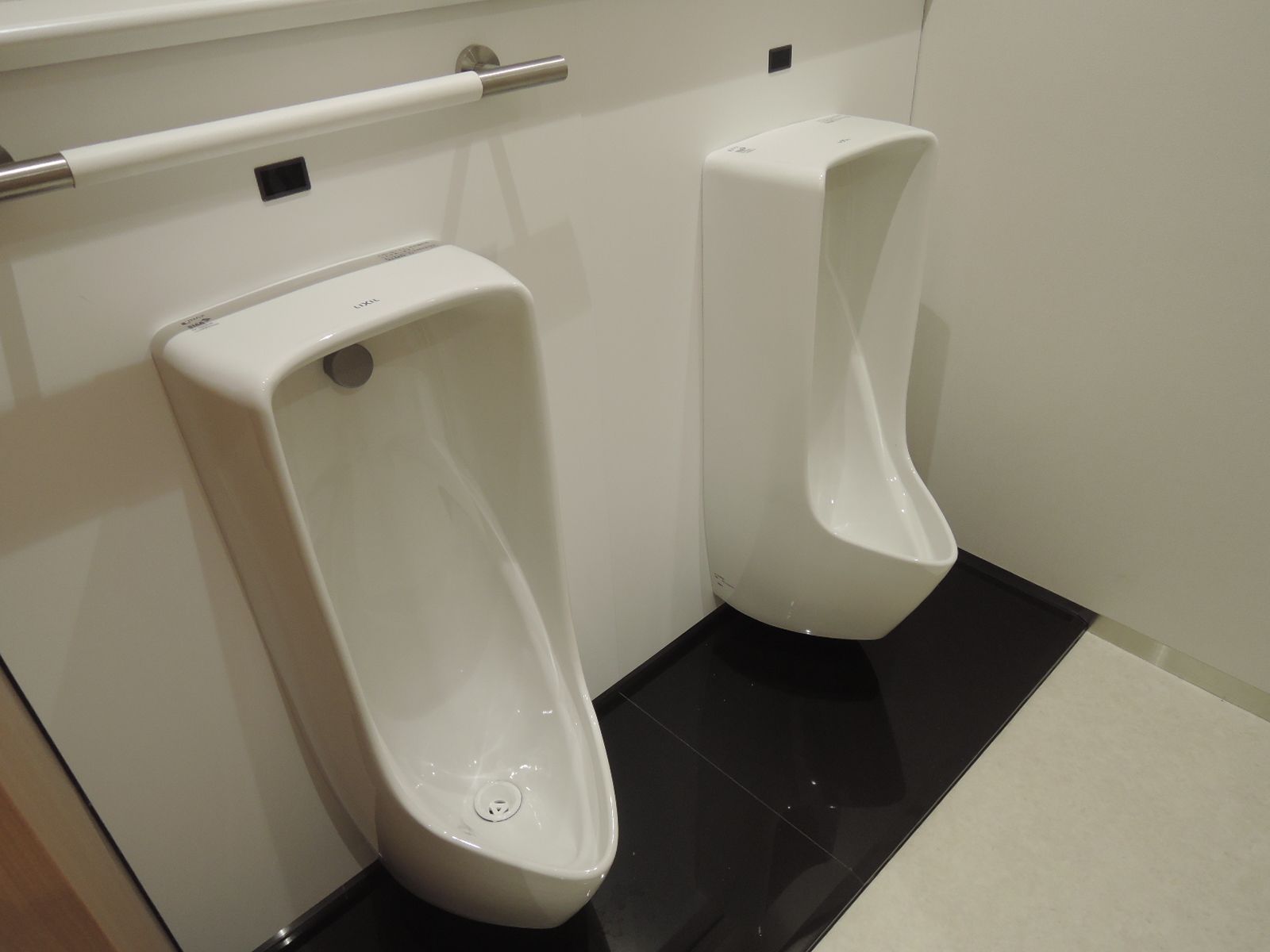男性用トイレ