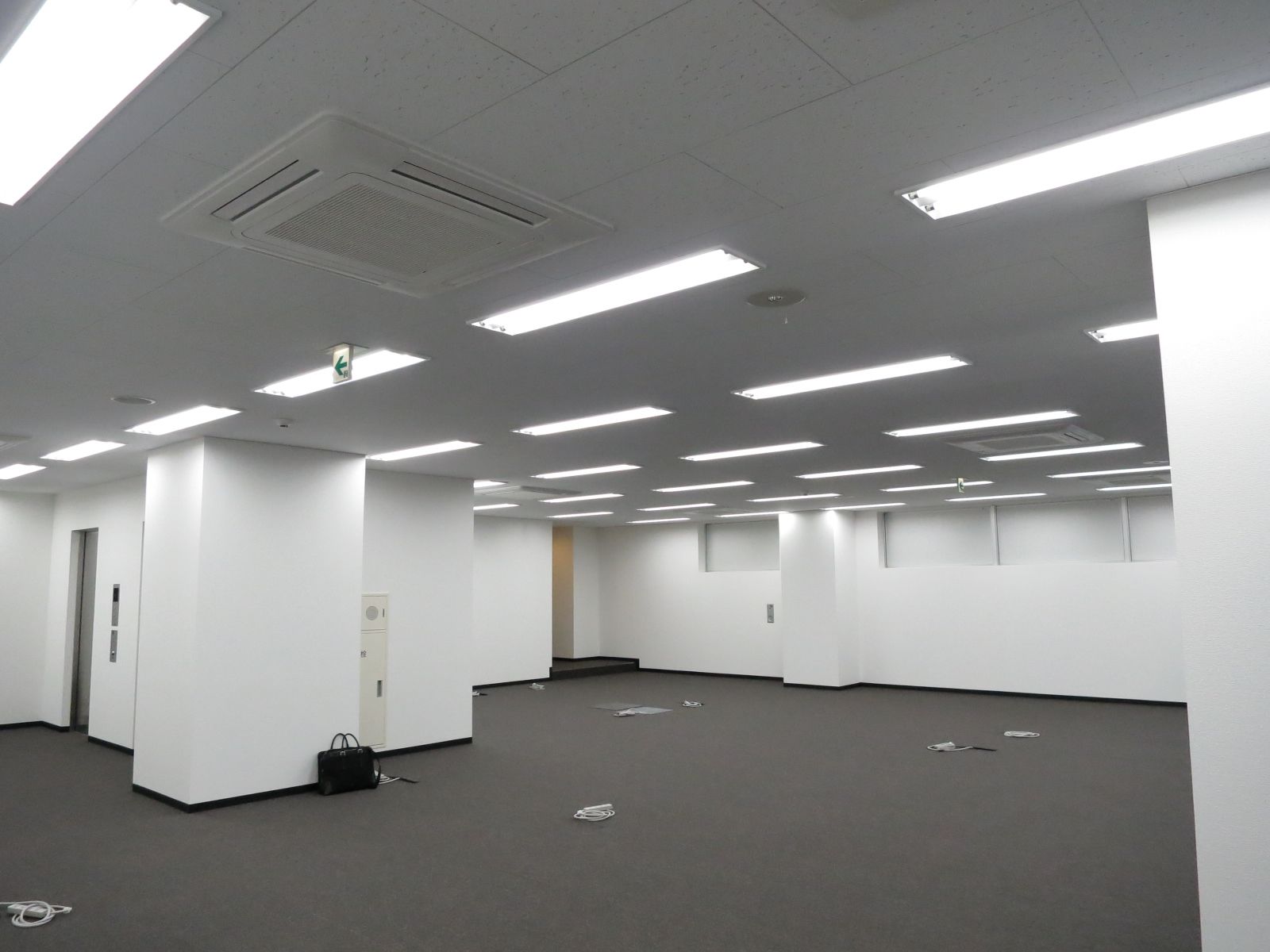 オフィス室内参考画像（3階）