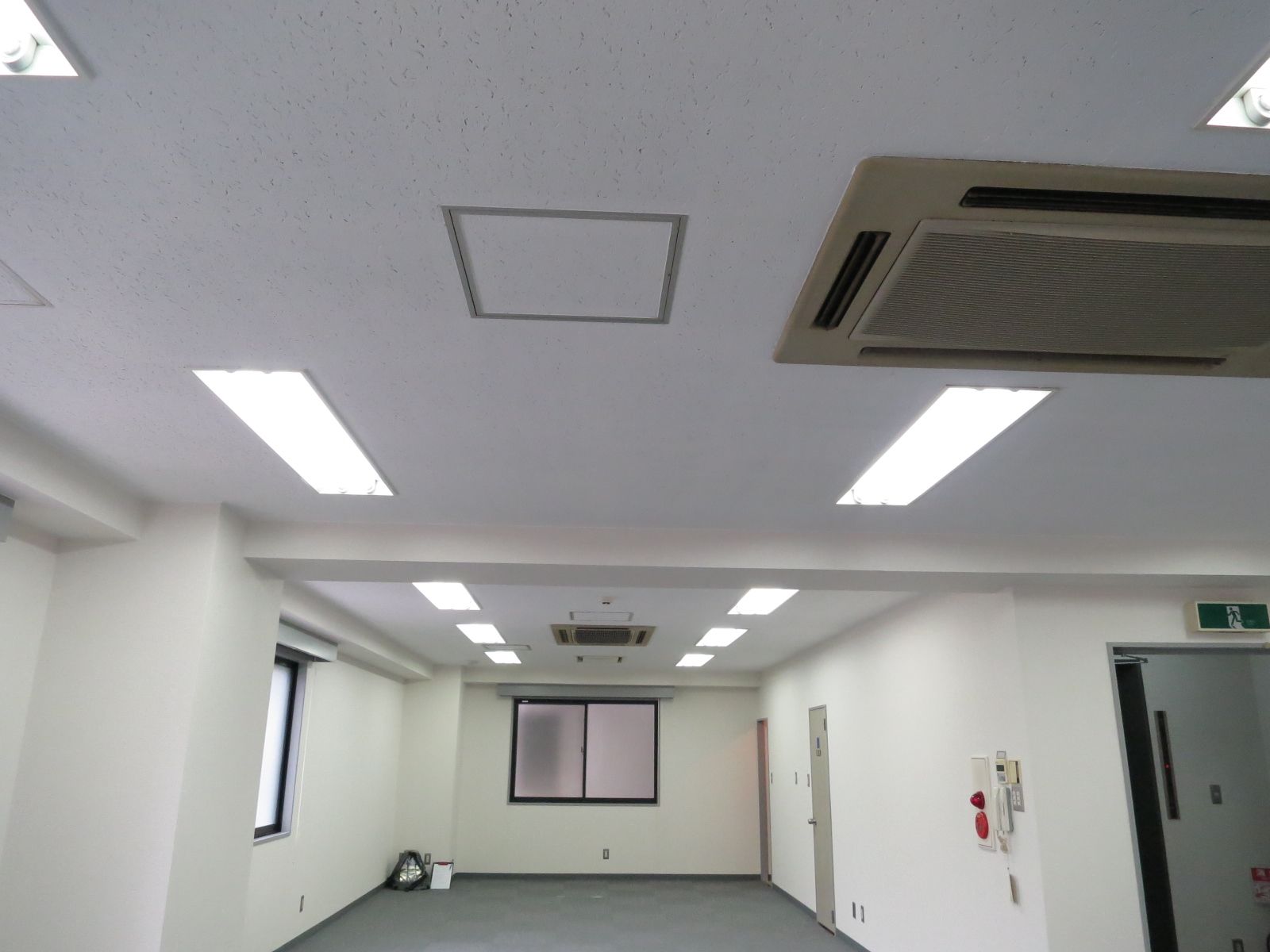 天井の様子