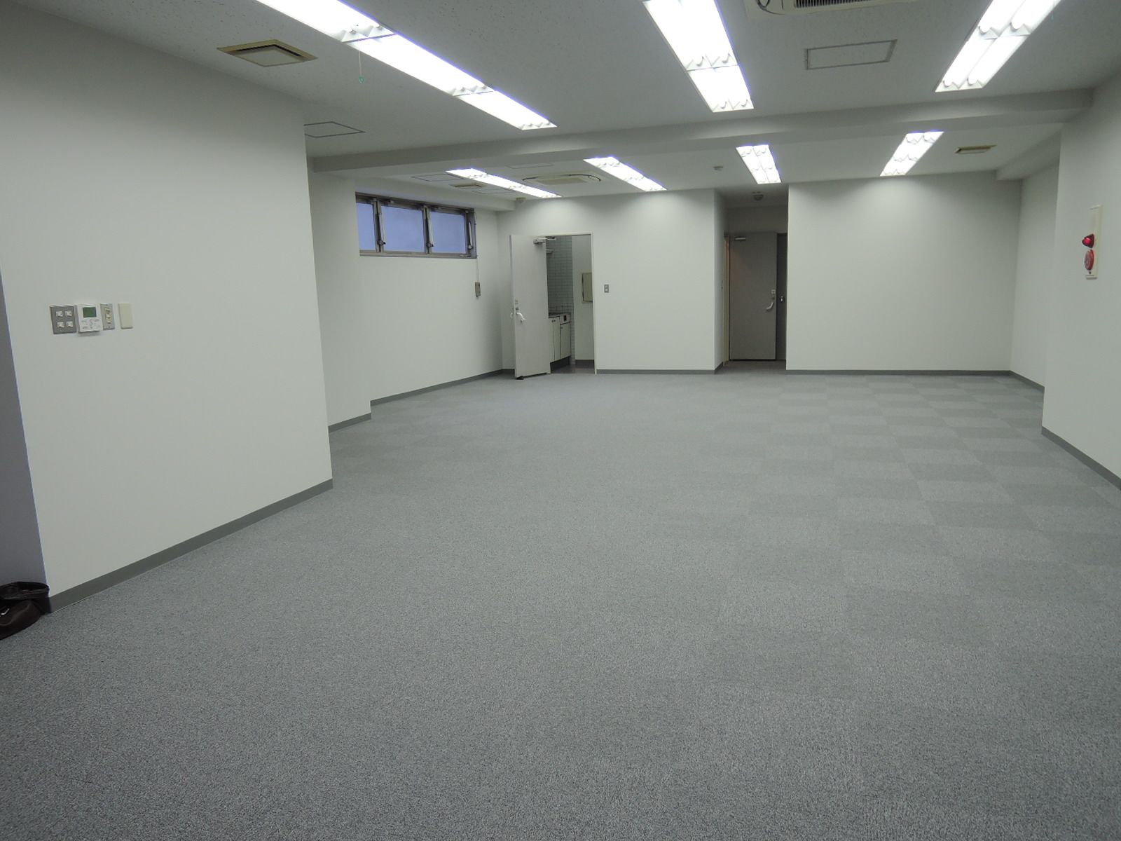 オフィス室内参考画像(2階・約30坪)
