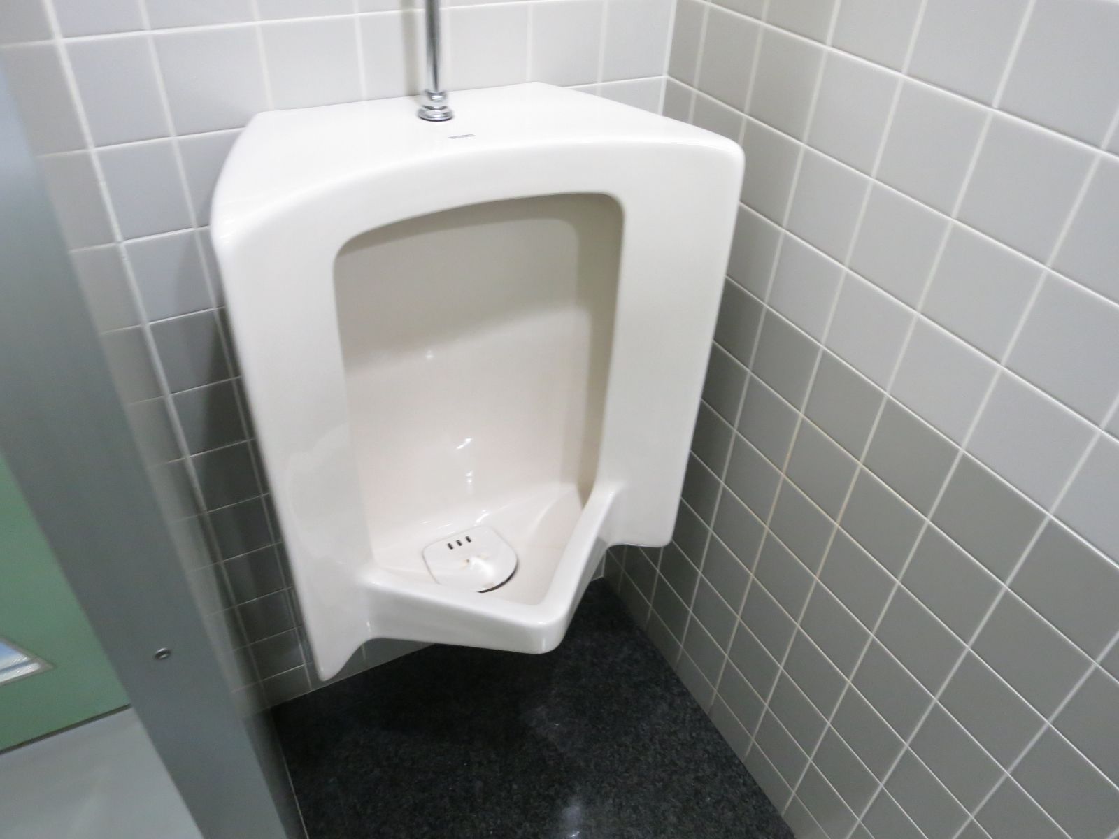 男性用トイレ