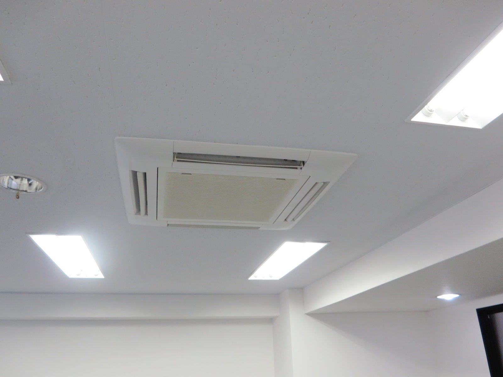 空調