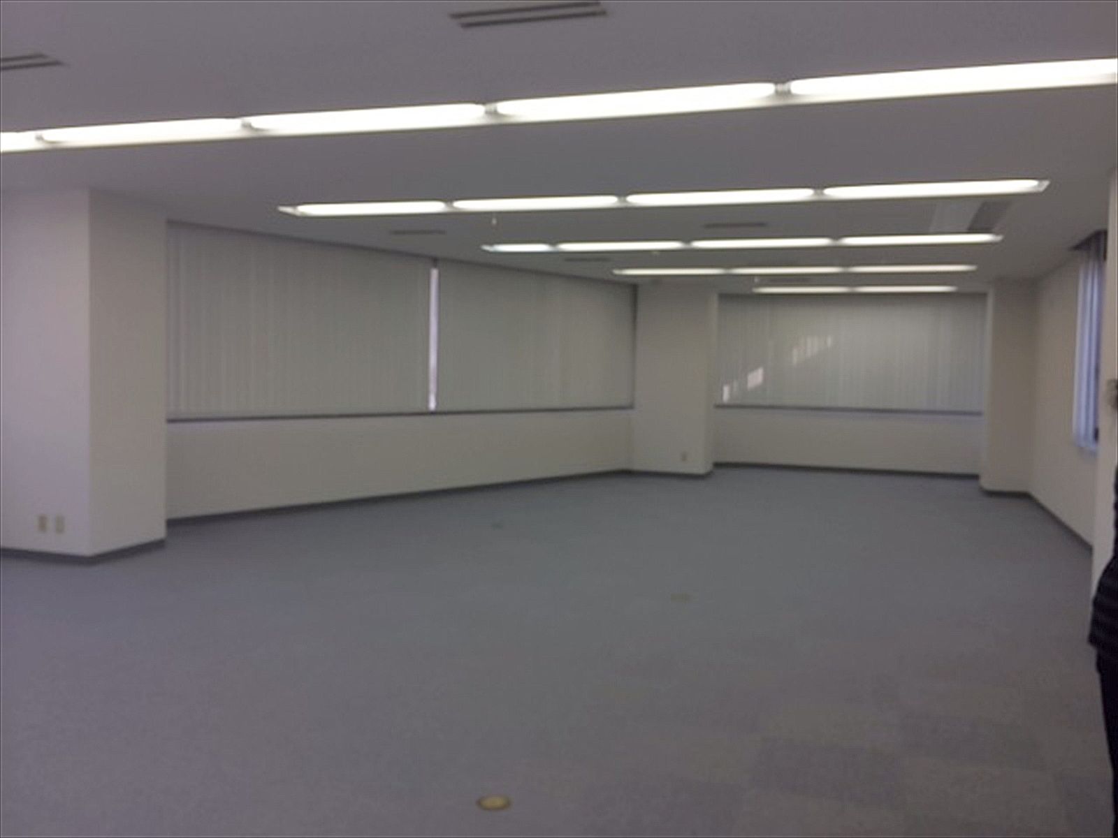 オフィス室内参考画像
