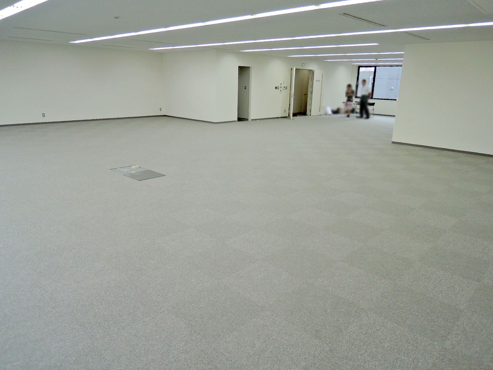 オフィス室内参考画像