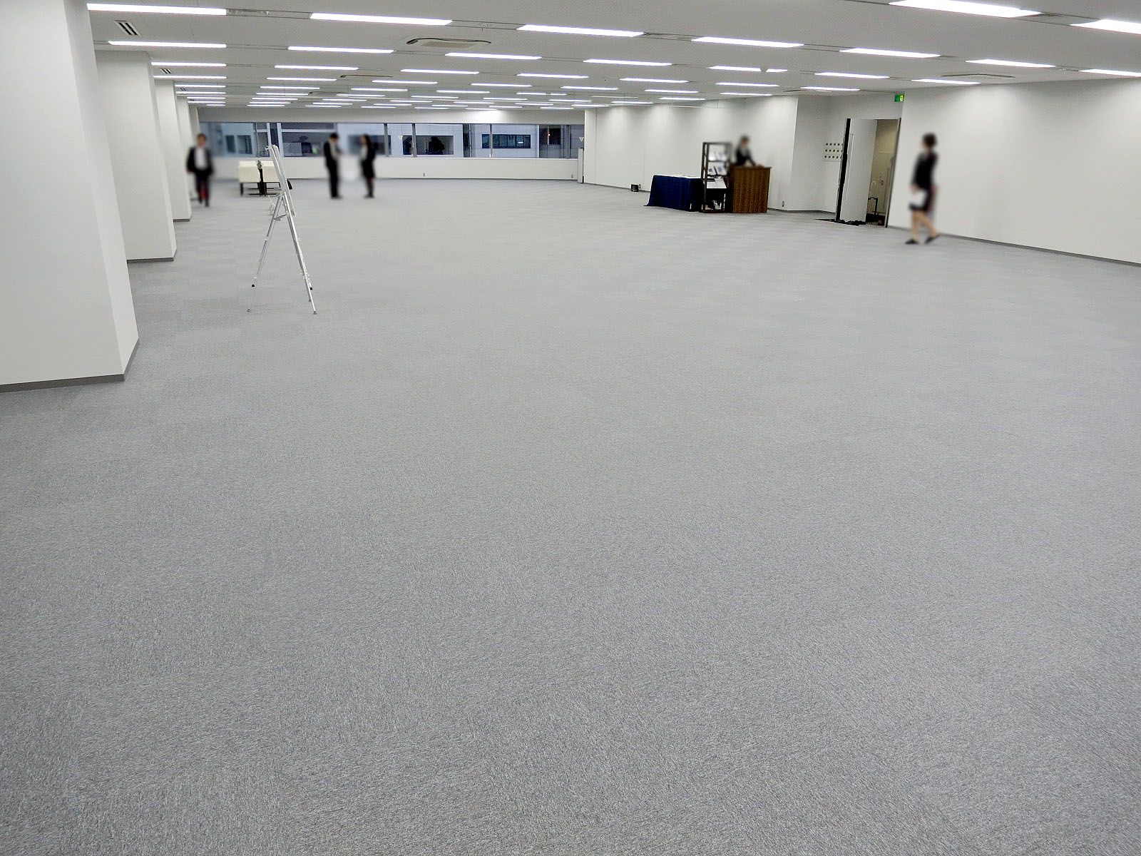 オフィス室内参考画像