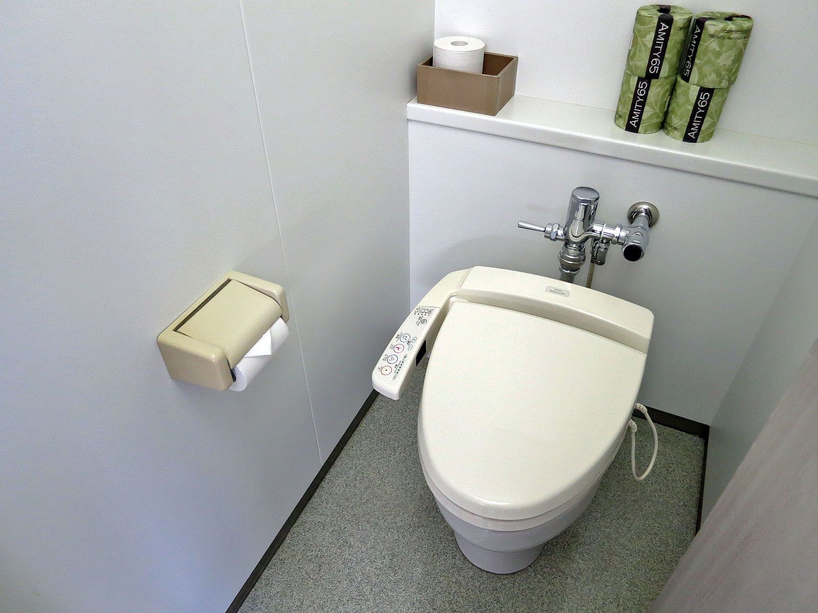 男女別トイレ個室