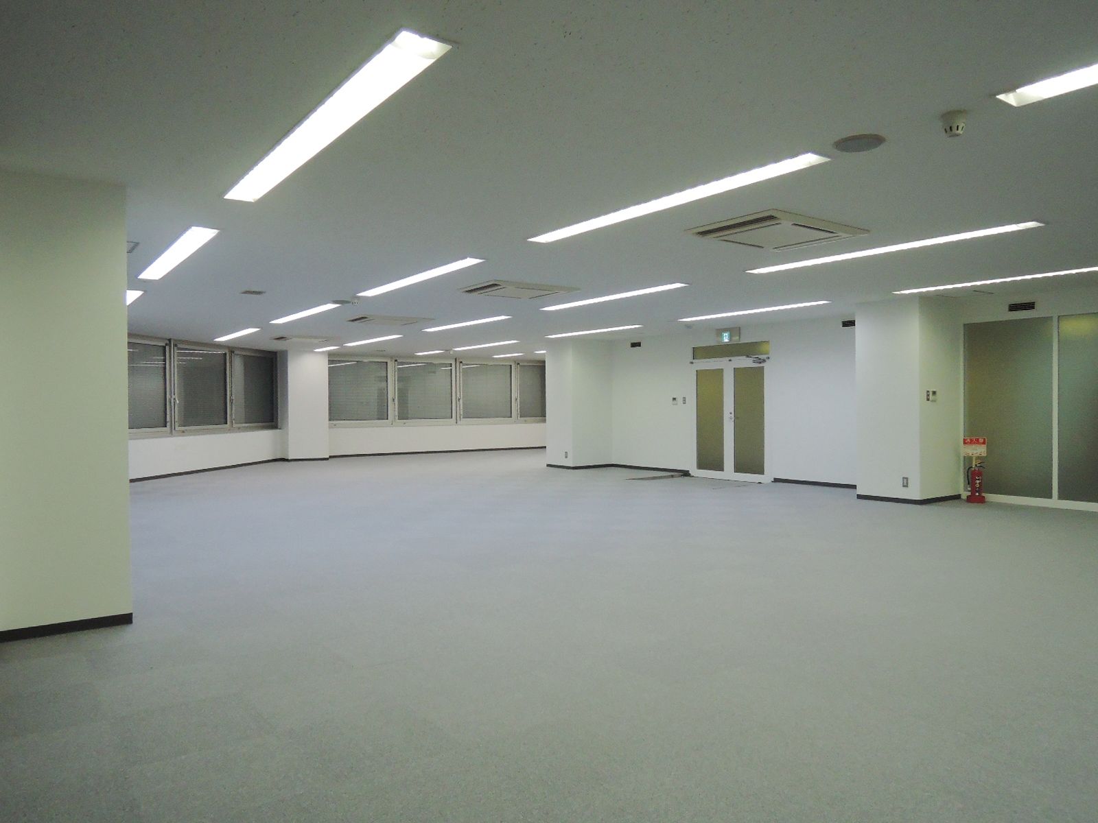 オフィス室内参考画像（8階）