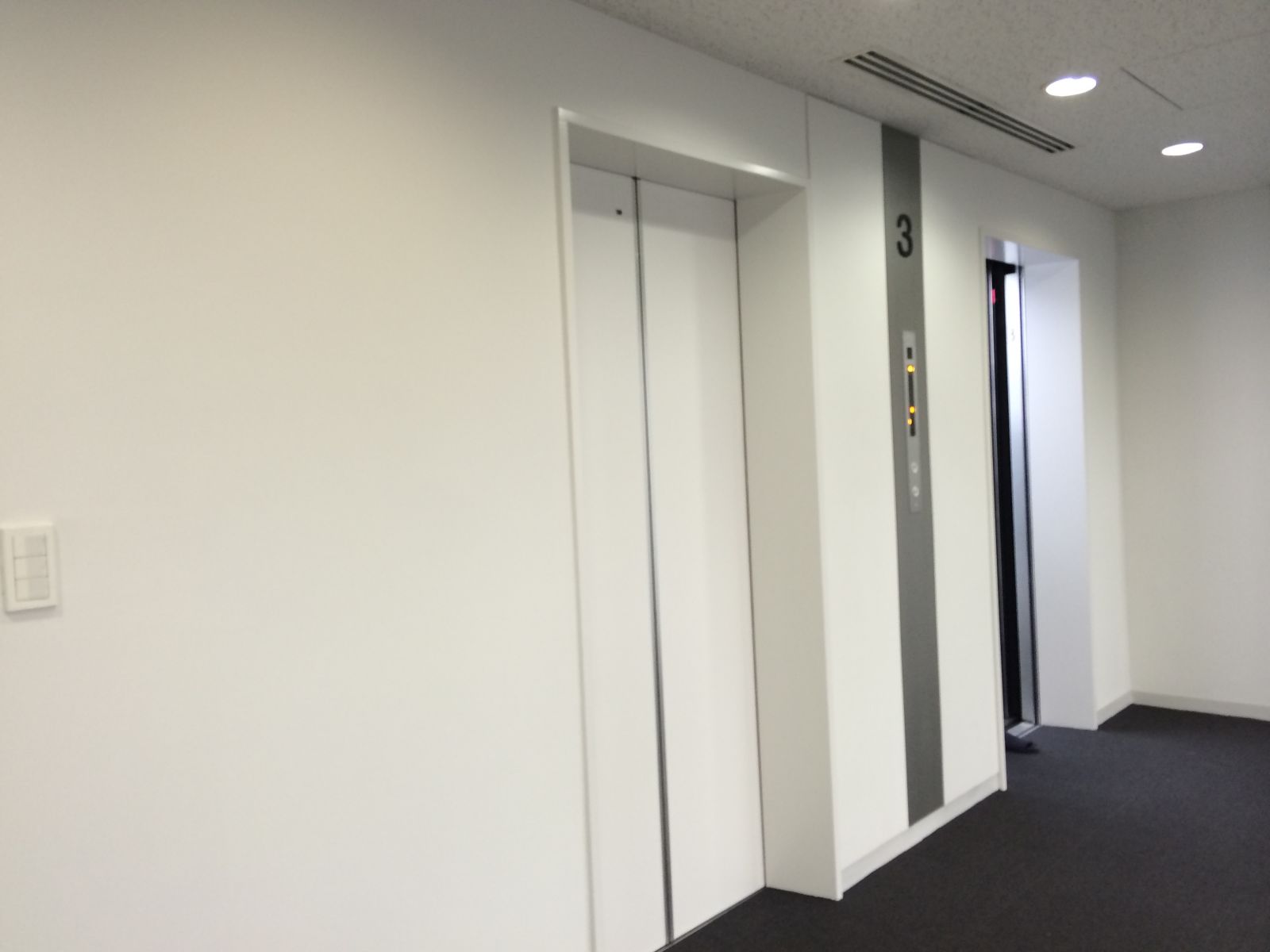 エレベーターホール