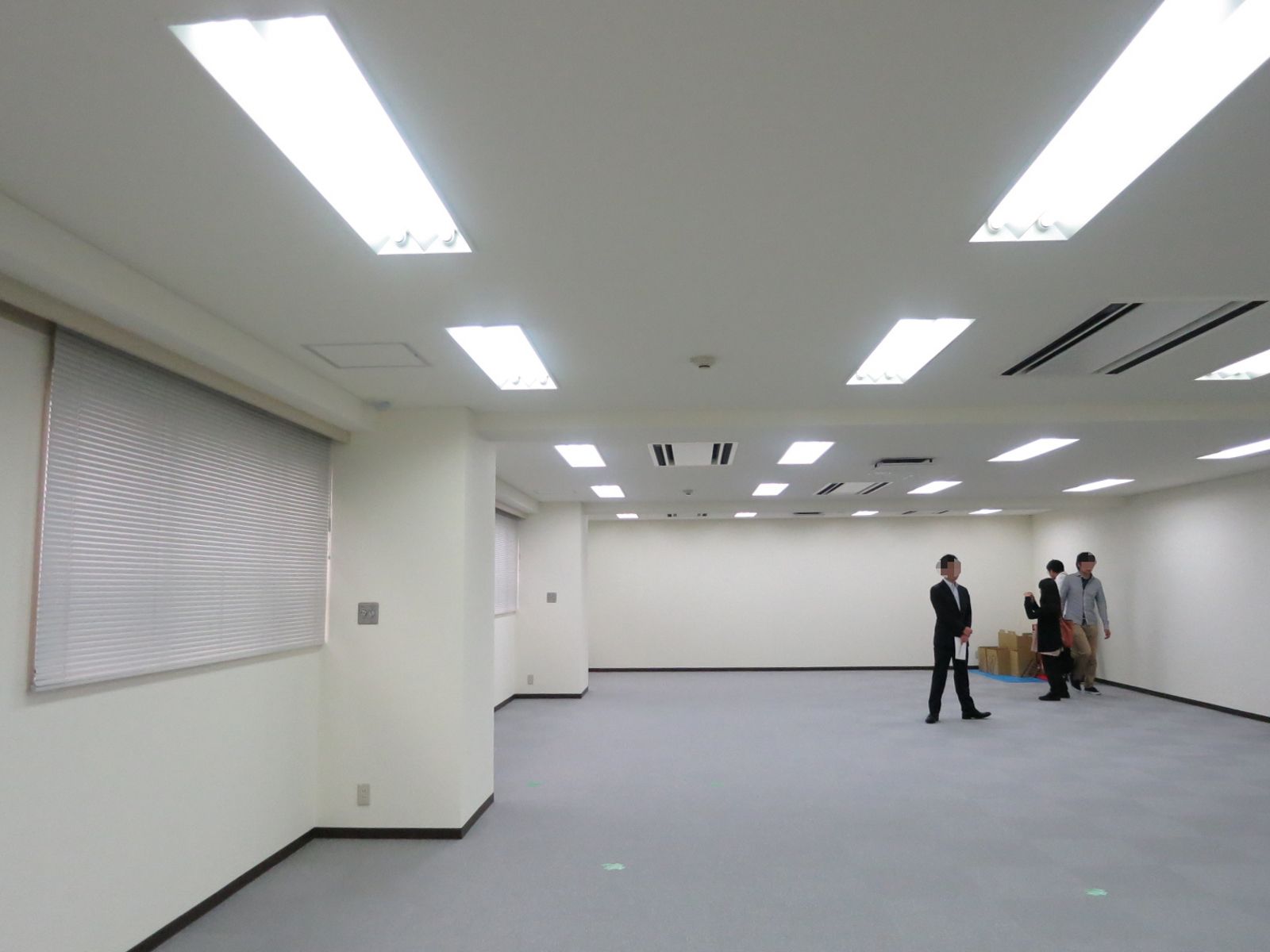 オフィス室内参考画像