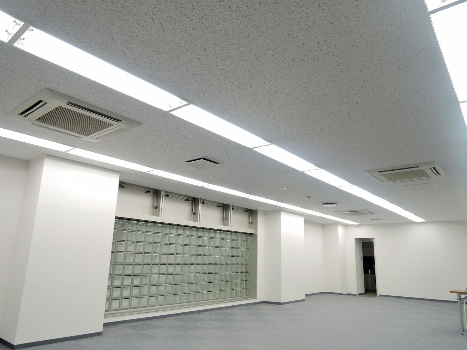 別角度の様子