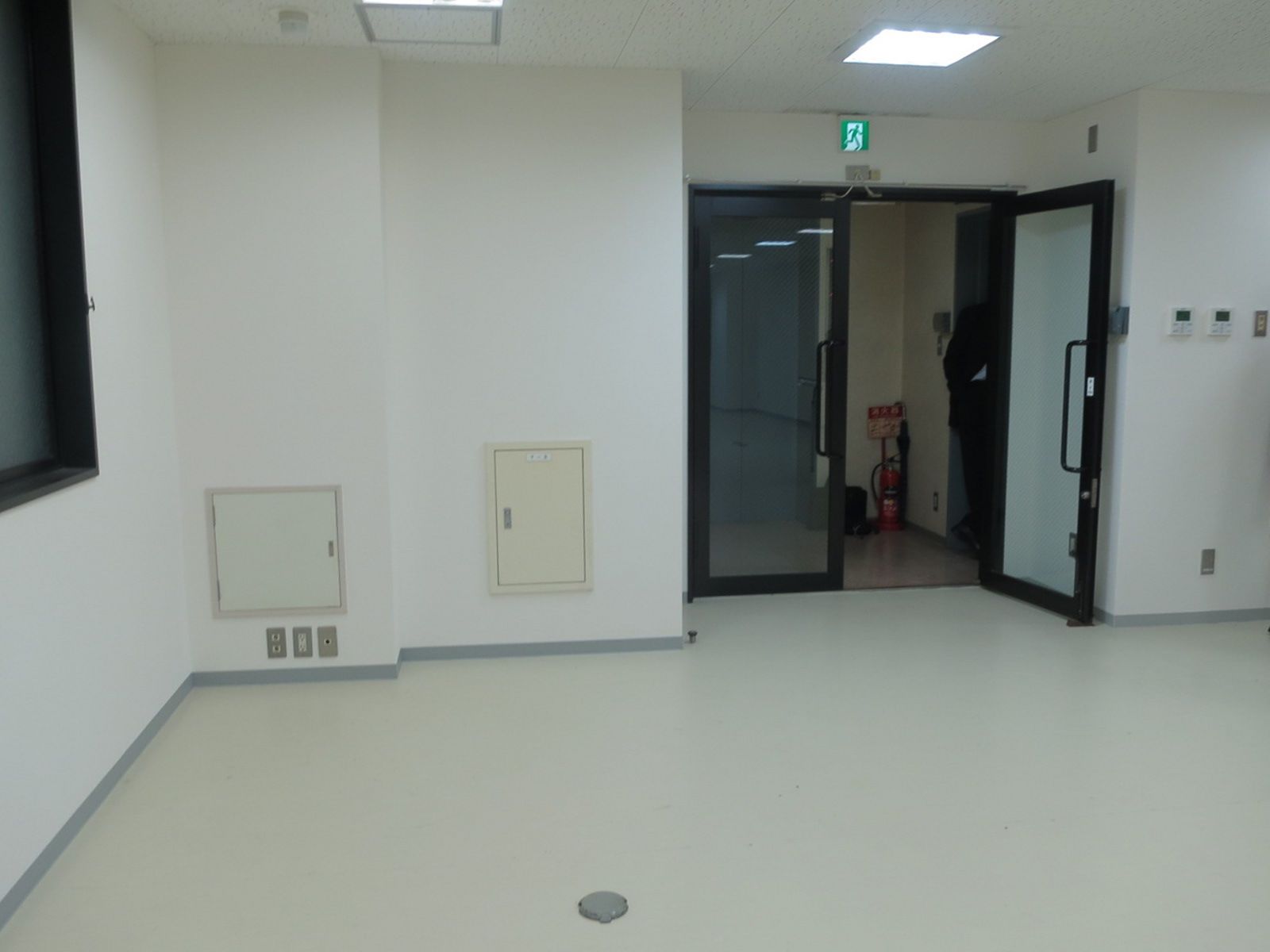 オフィス入口