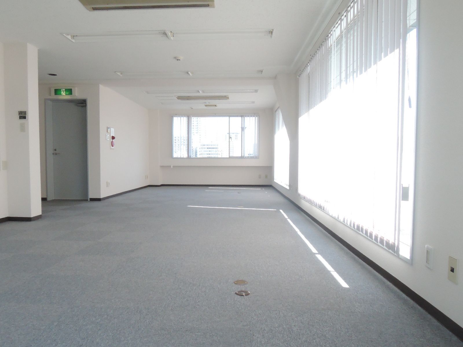 オフィス室内参考画像(5階)