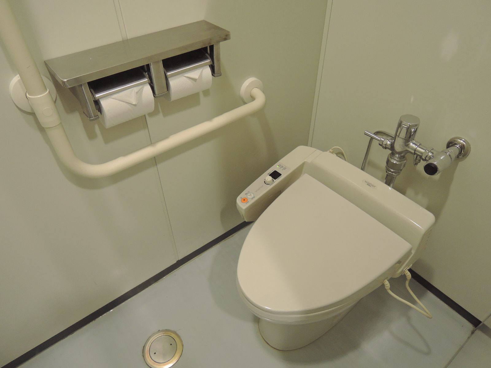トイレ個室
