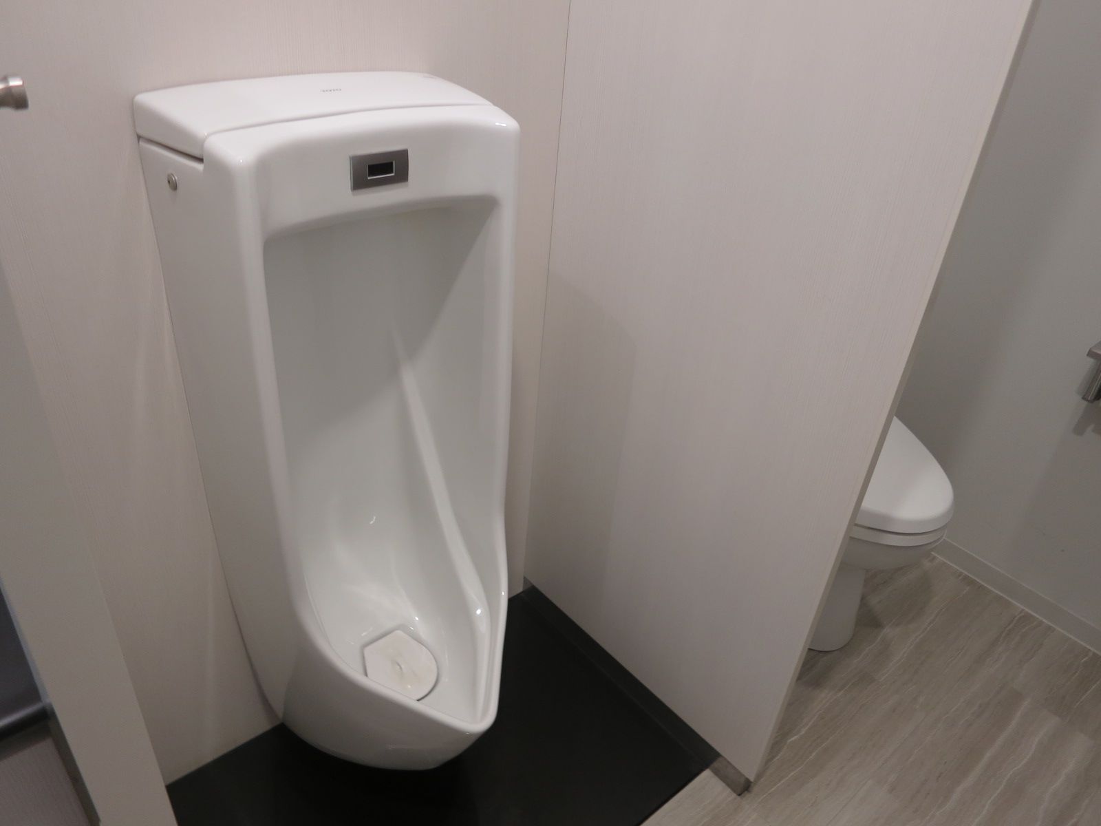 男性用お手洗い
