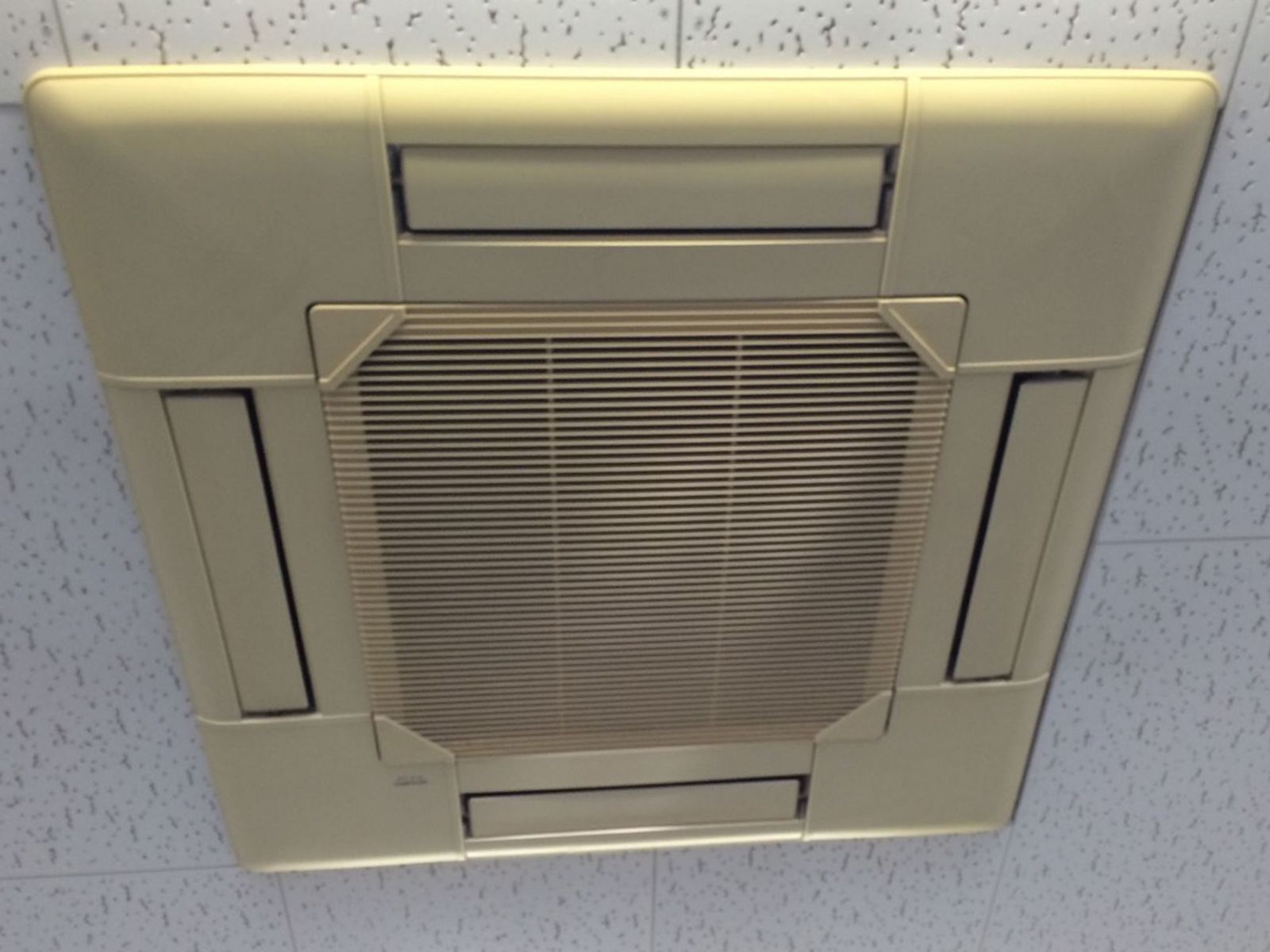 空調機器